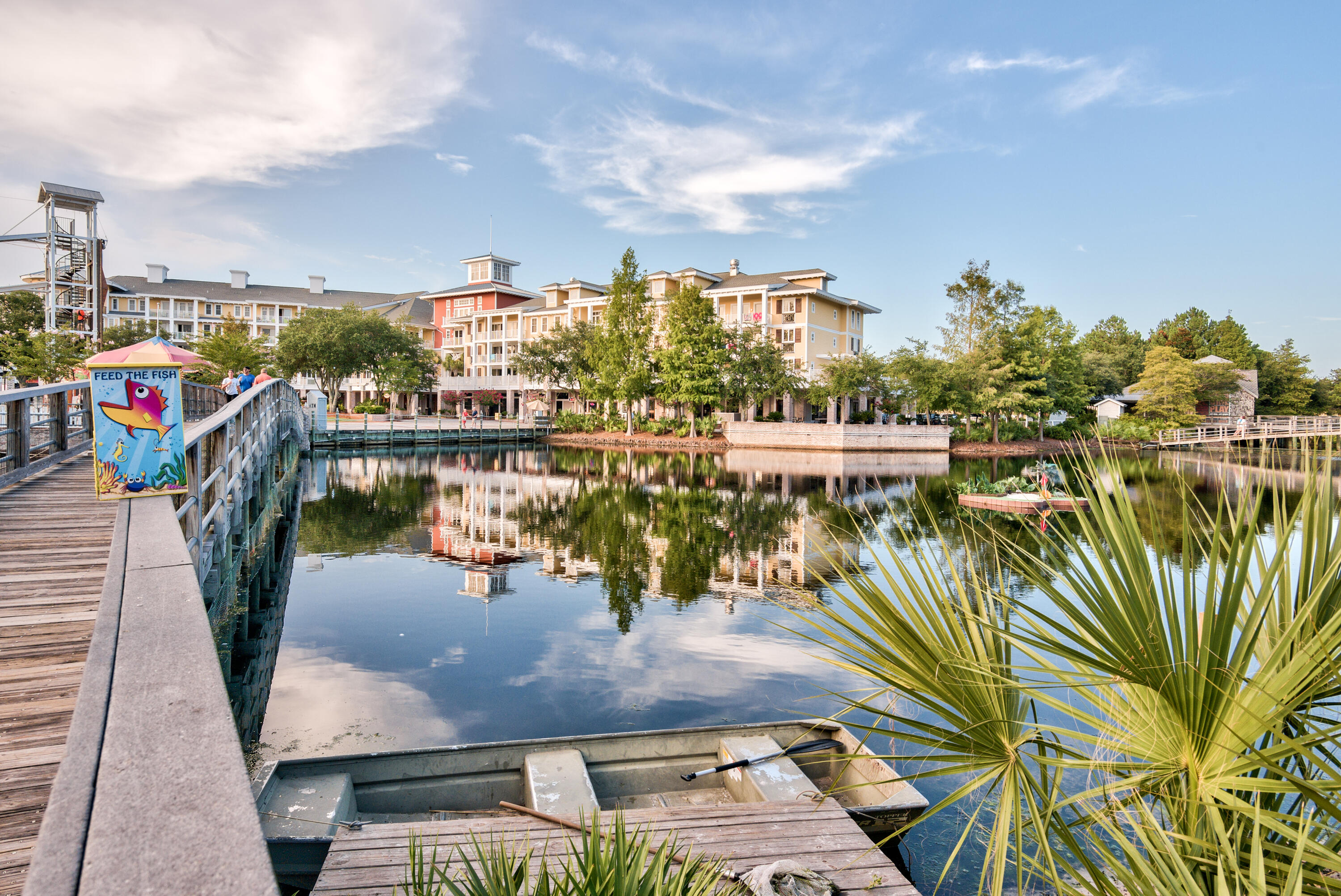 9300 Baytowne Wharf Boulevard, 328/330