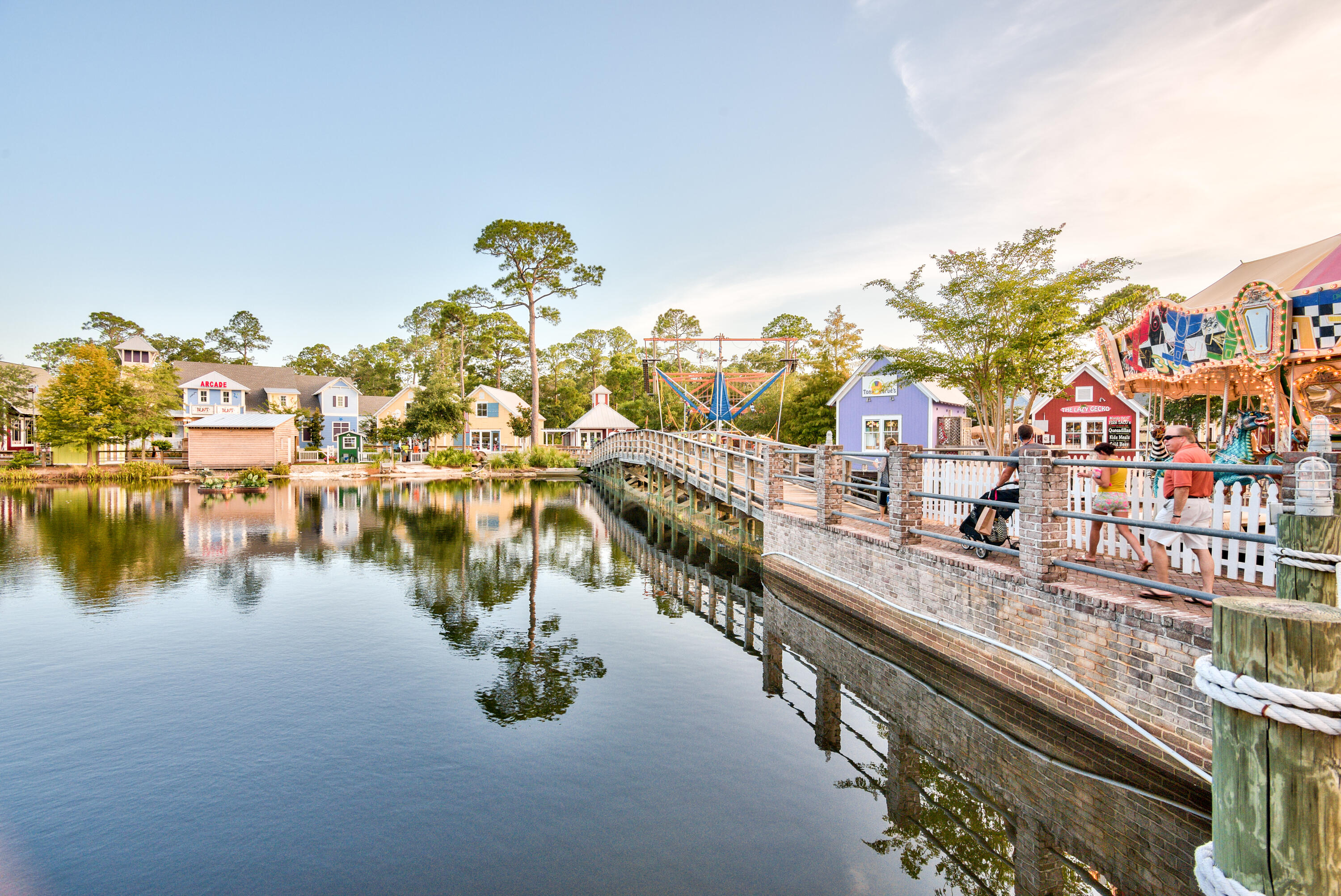 9300 Baytowne Wharf Boulevard, 328/330