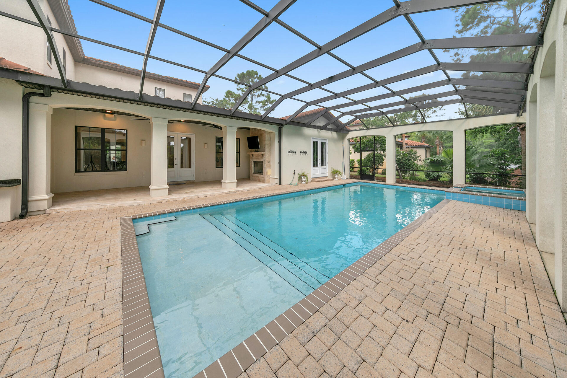 1603 San Marina Boulevard