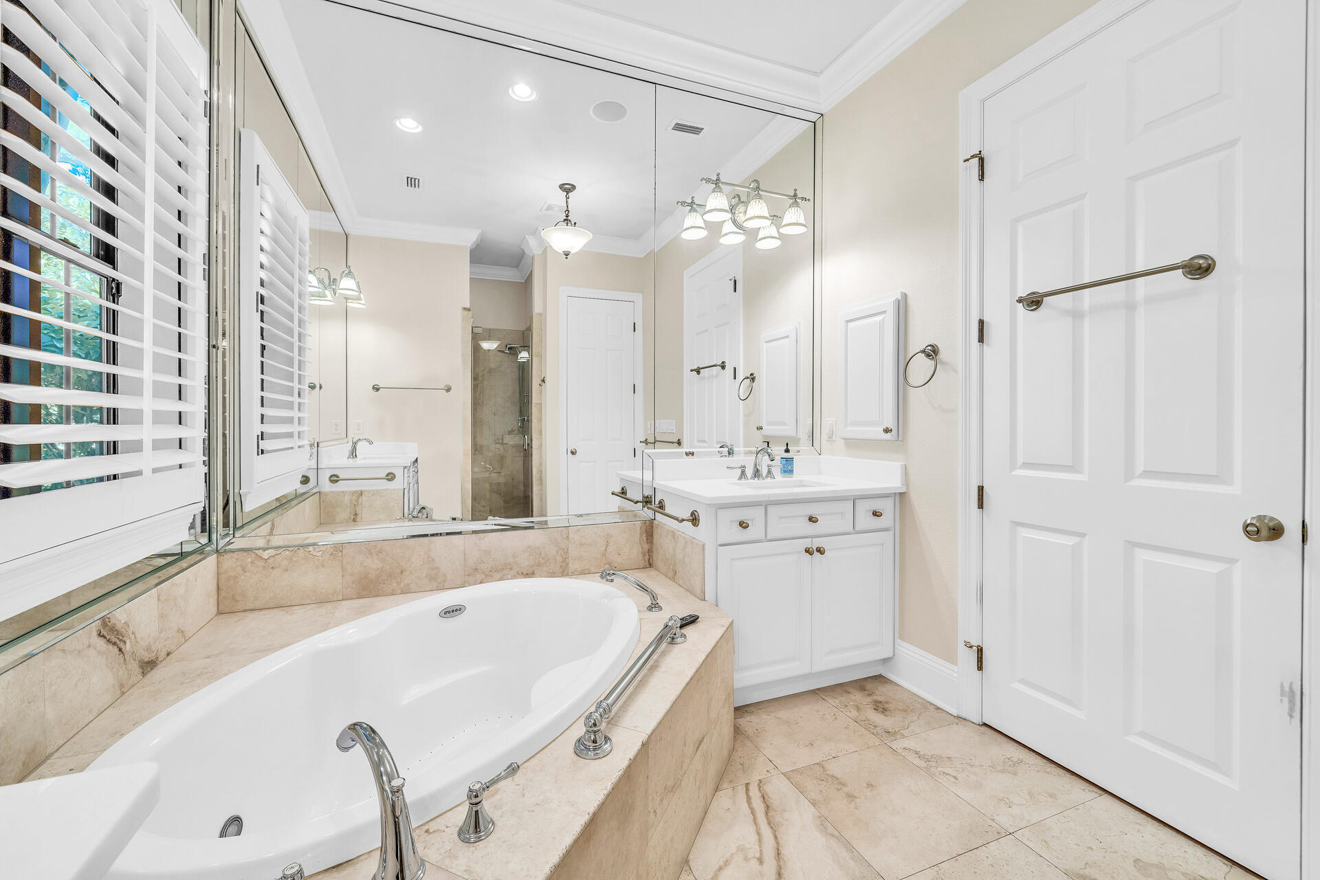 1603 San Marina Boulevard