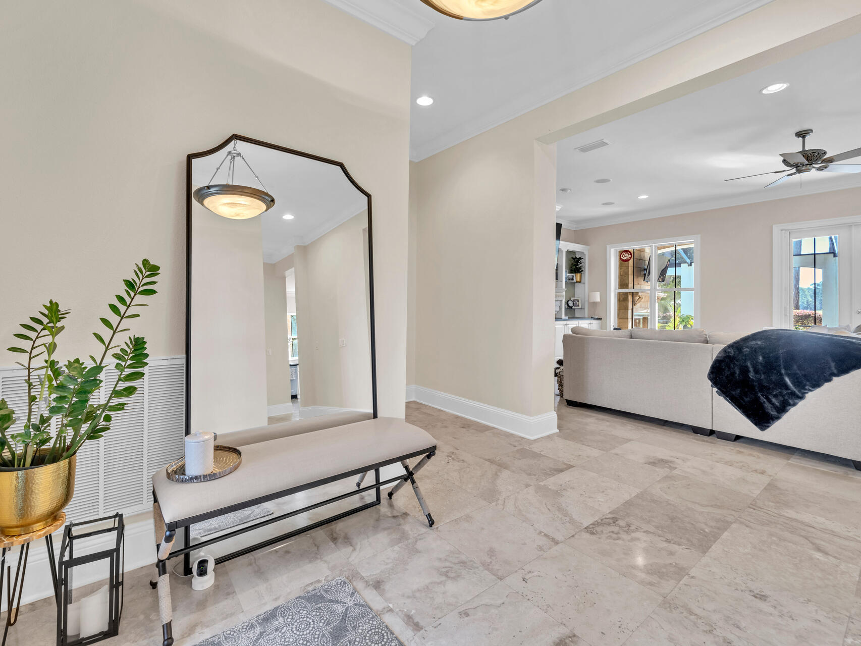 1603 San Marina Boulevard