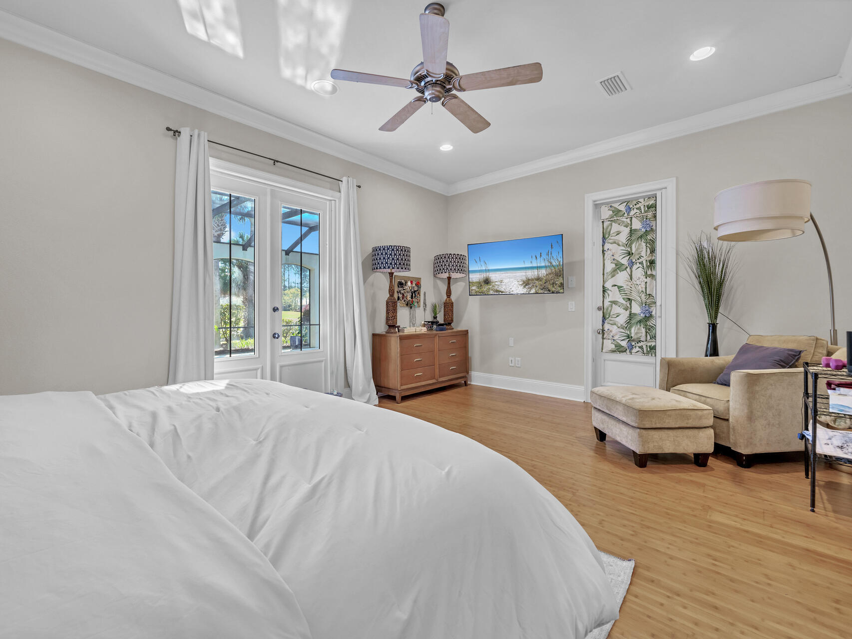 1603 San Marina Boulevard