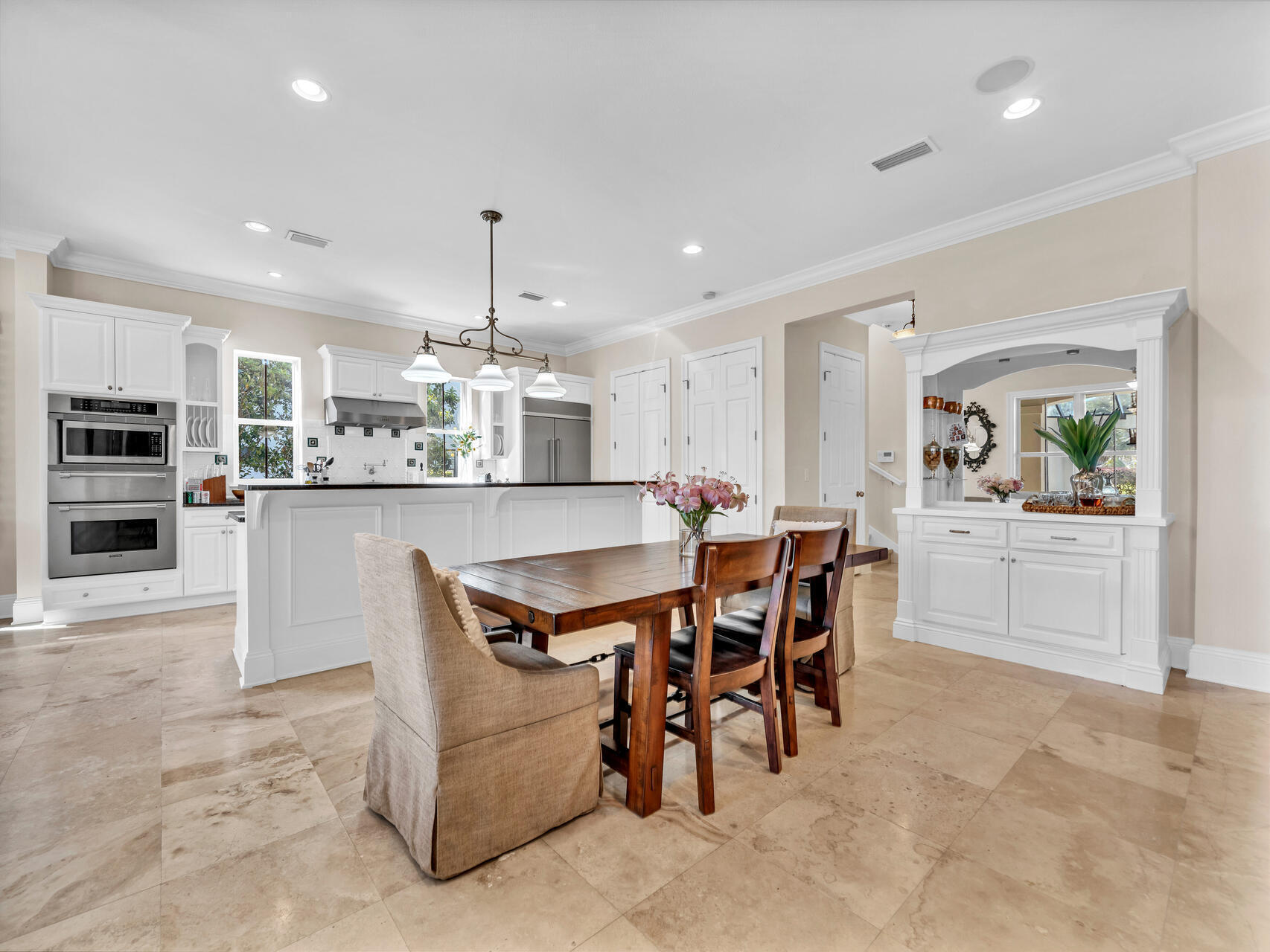 1603 San Marina Boulevard