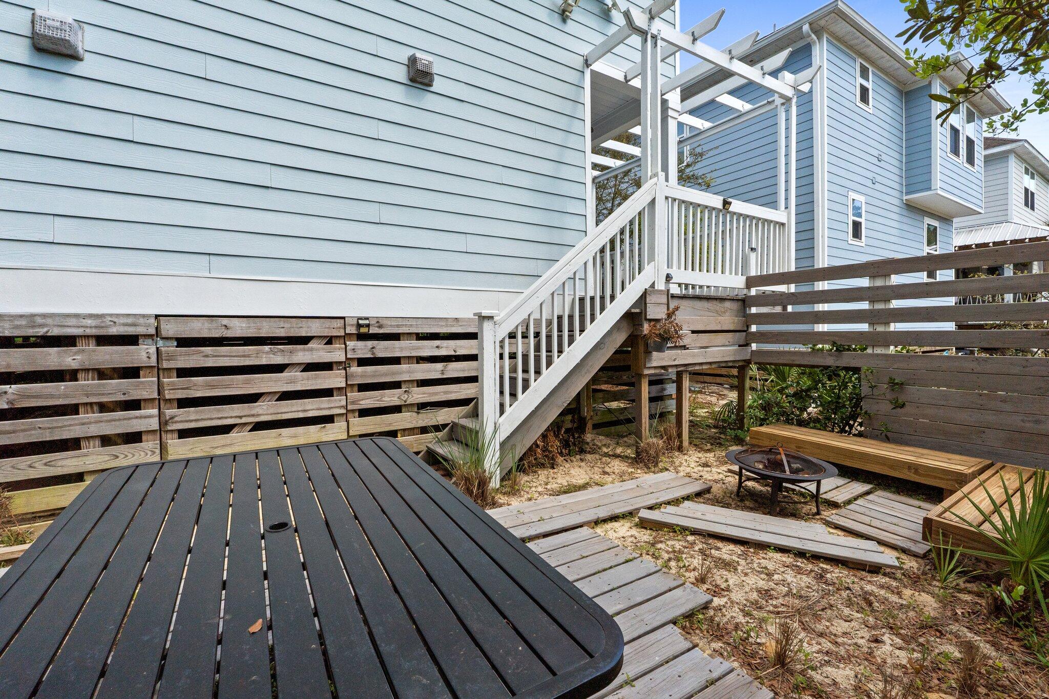 96 Sandpine Loop