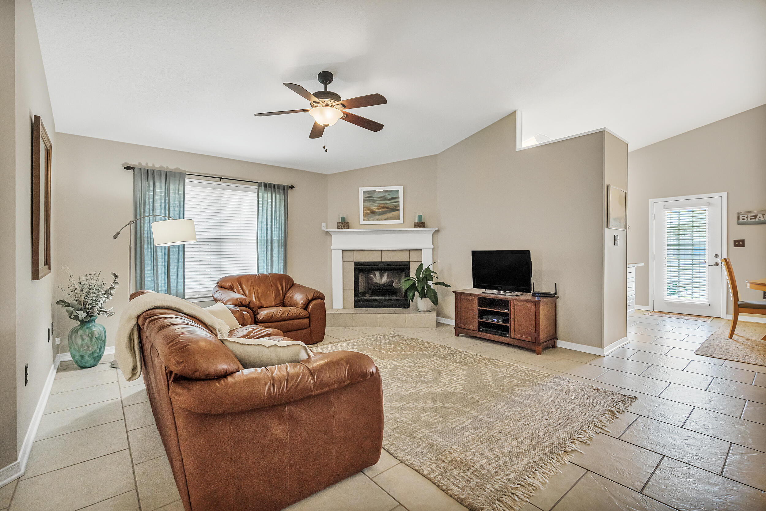 4644 Sunsail Circle