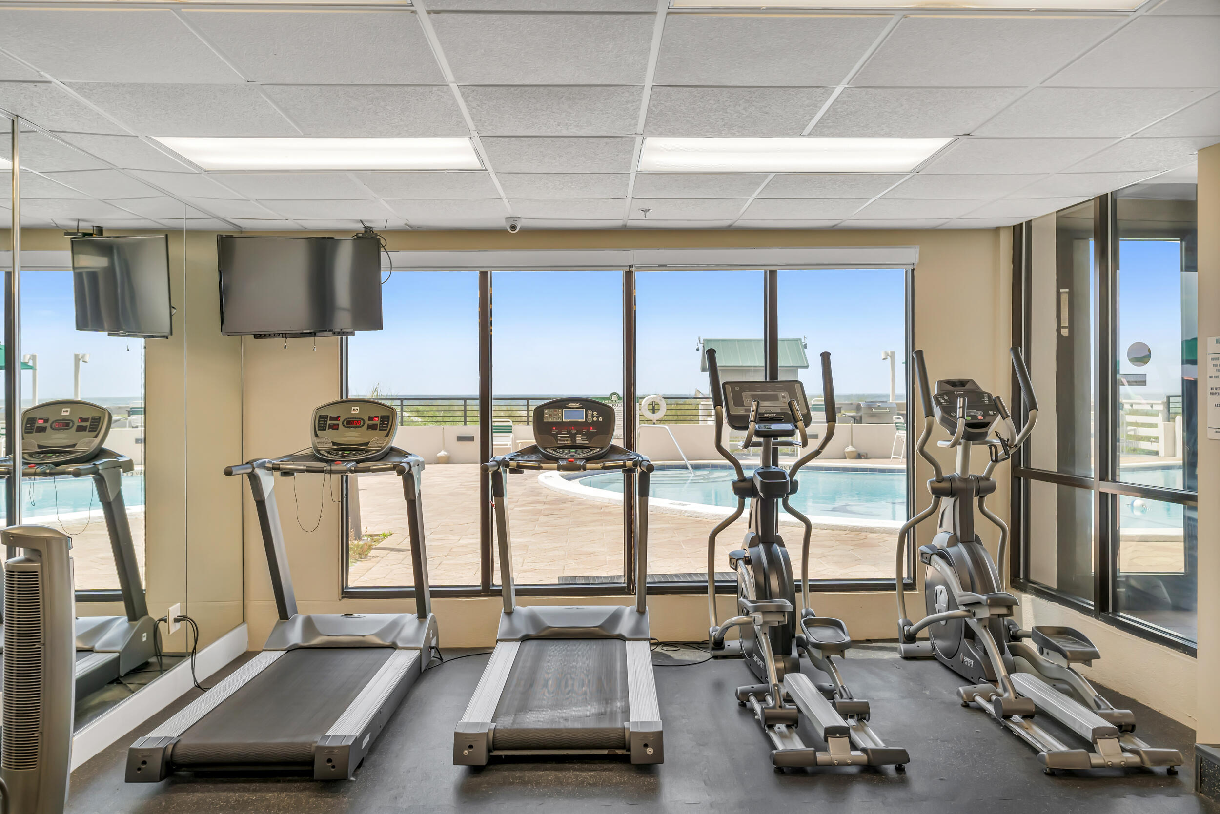 1044 Highway 98, 703
