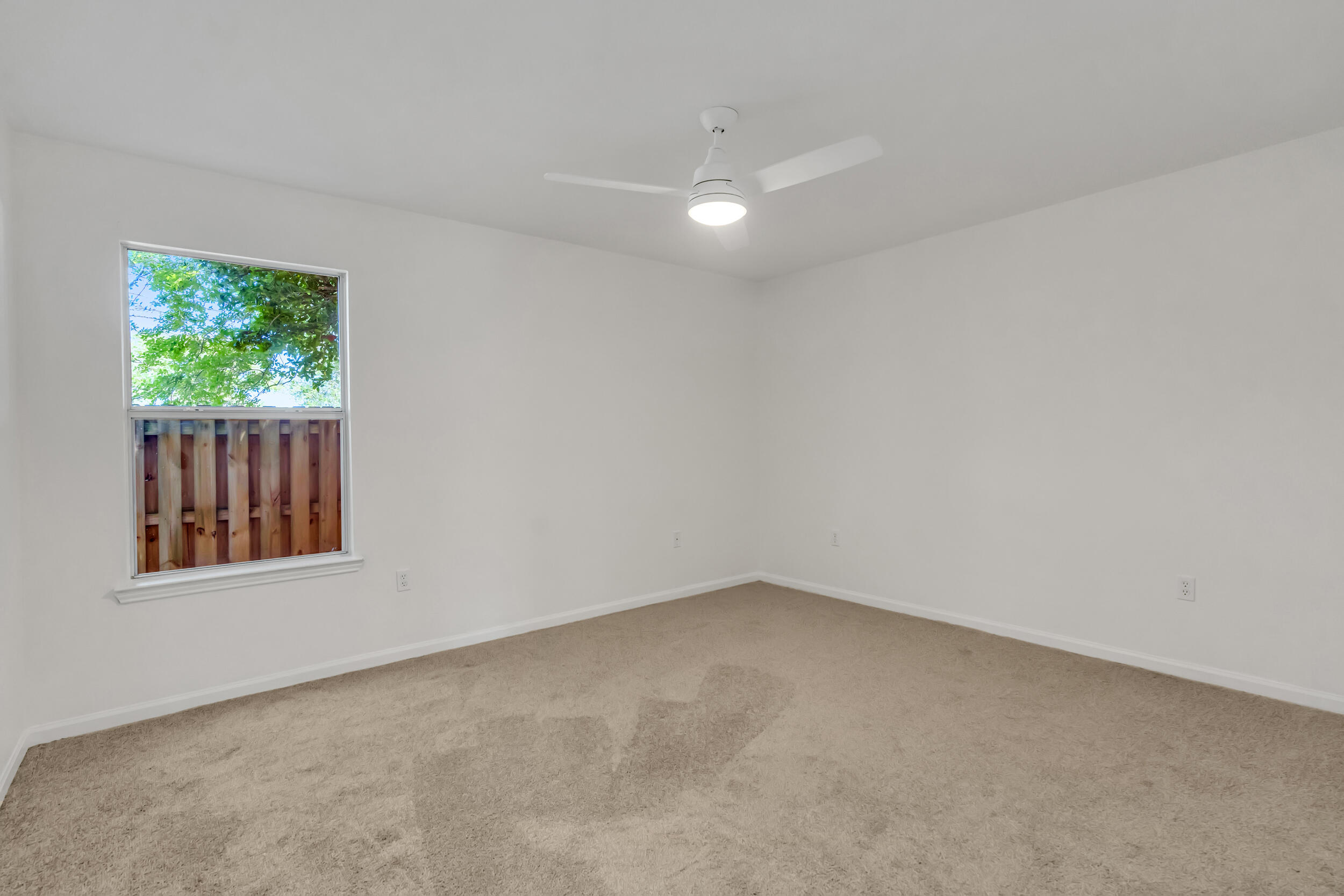1014 Airport Road, 163