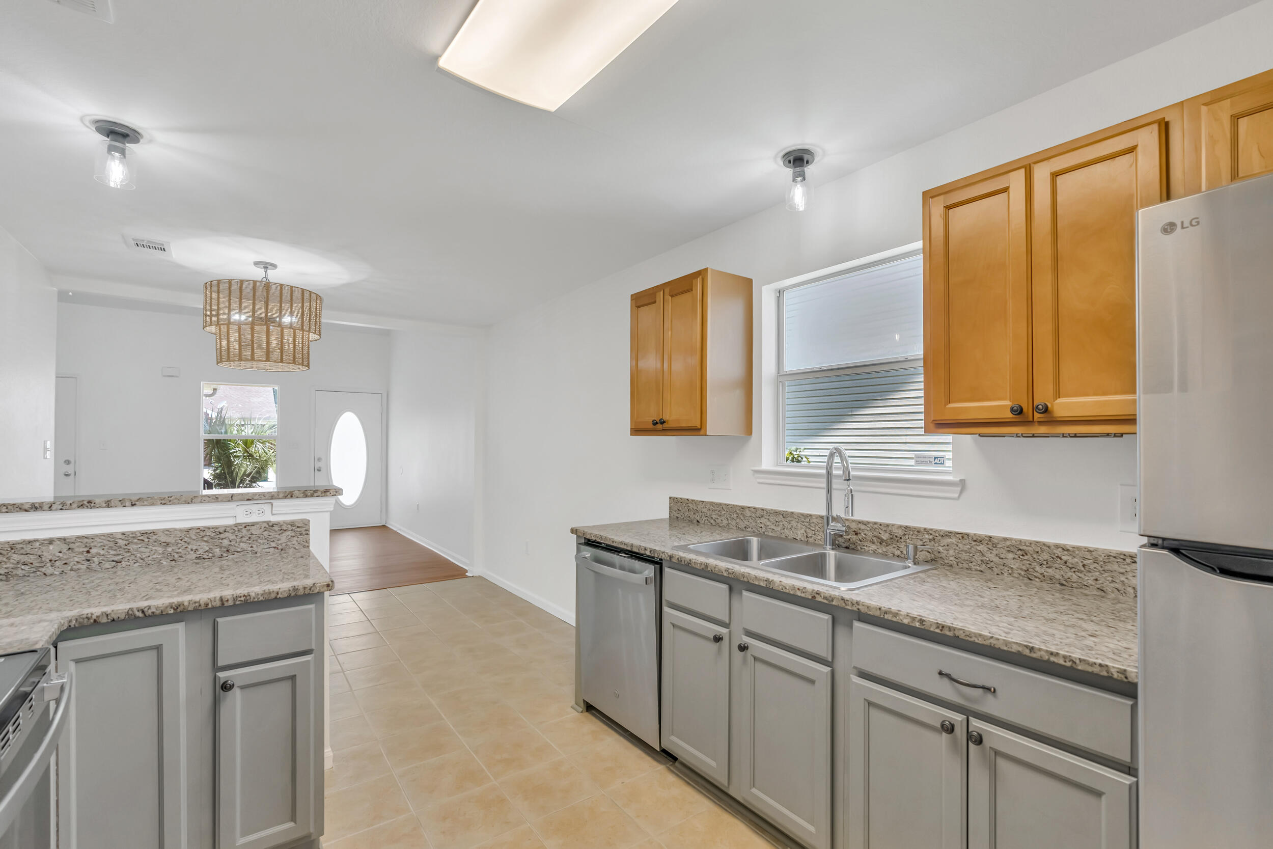 1014 Airport Road, 163