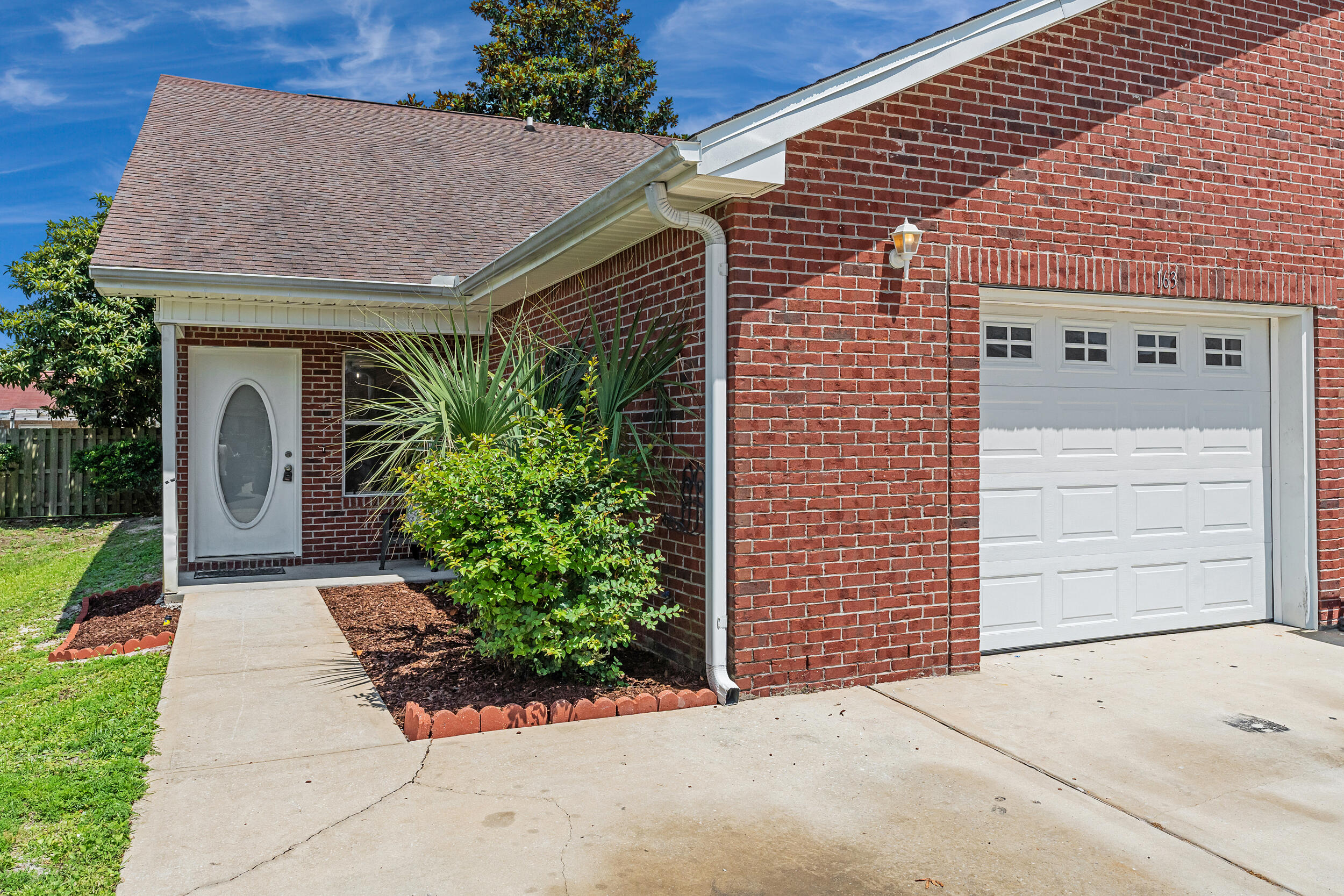 1014 Airport Road, 163