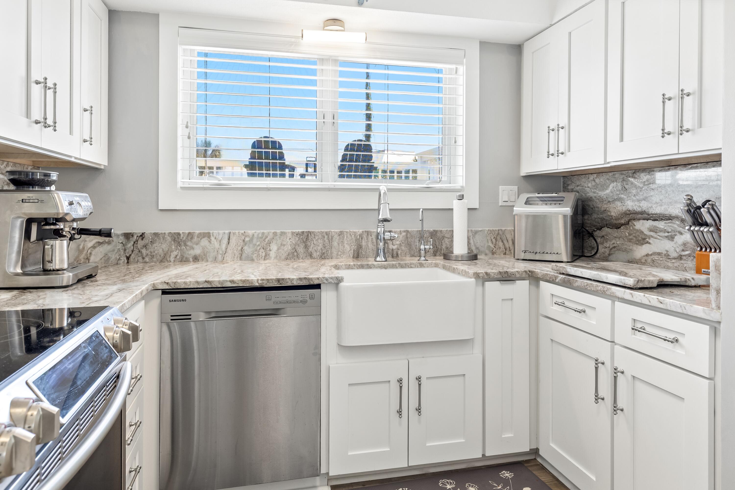 415 Gulf Shore Drive, 1