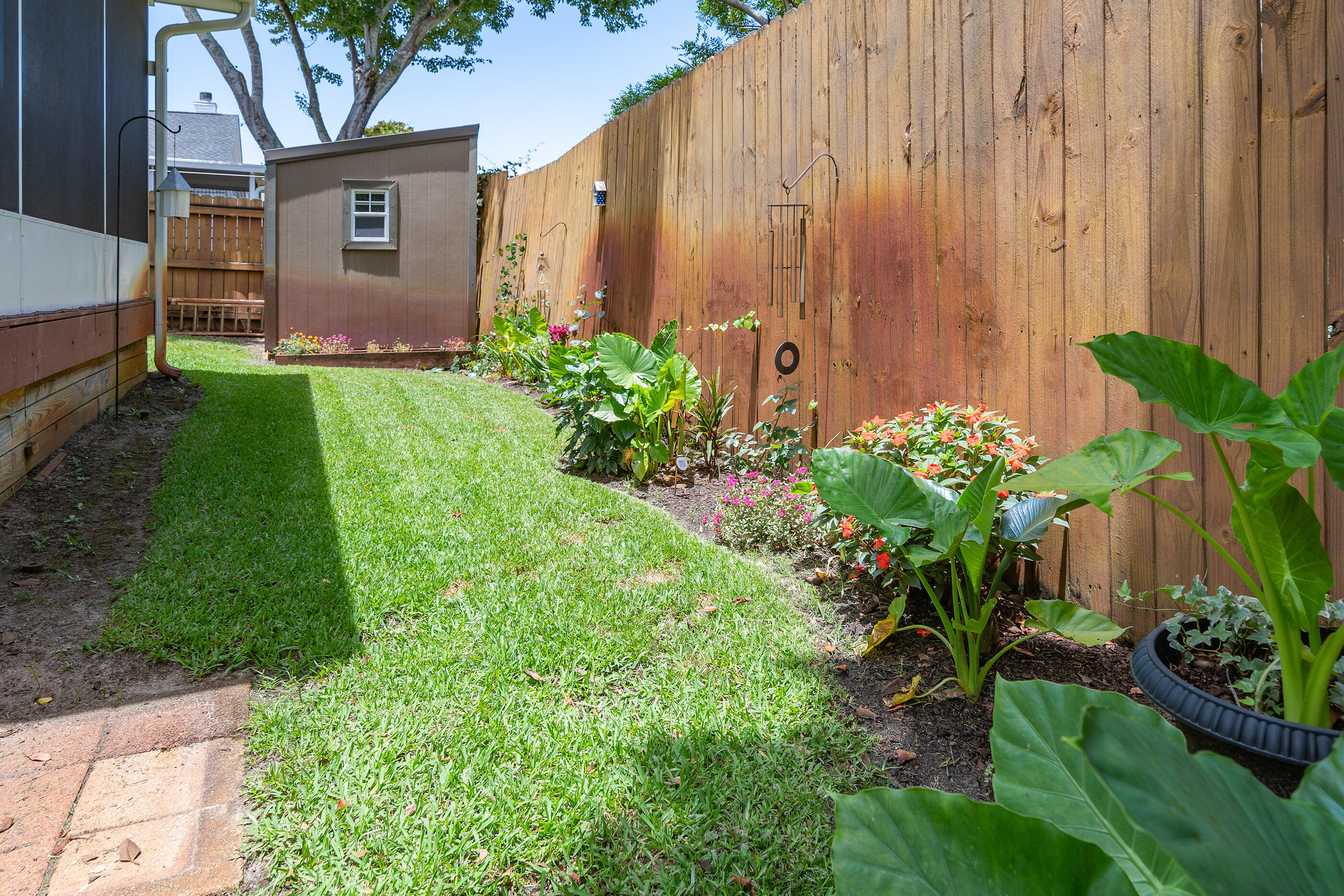 4661 Windstarr Drive