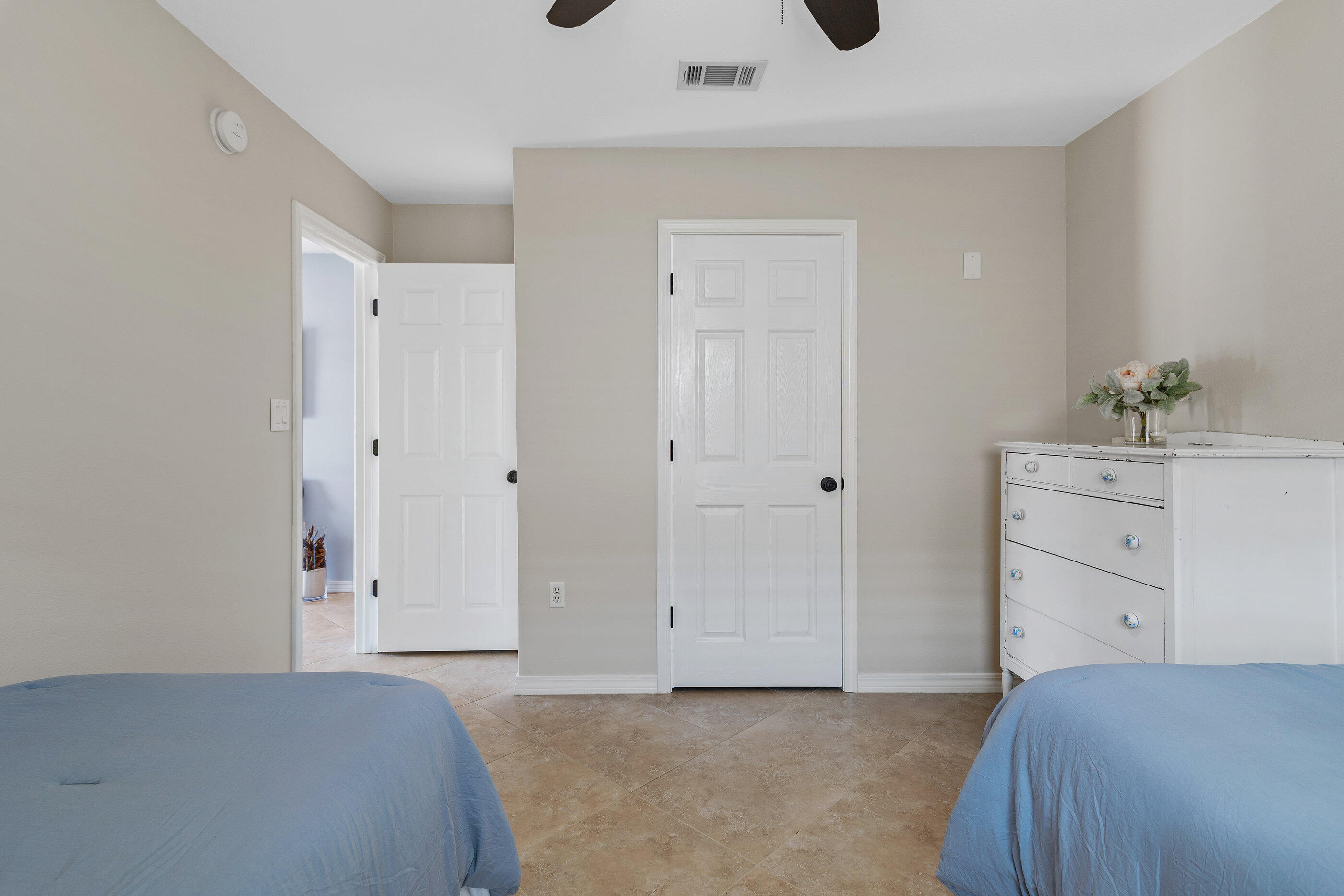 4661 Windstarr Drive