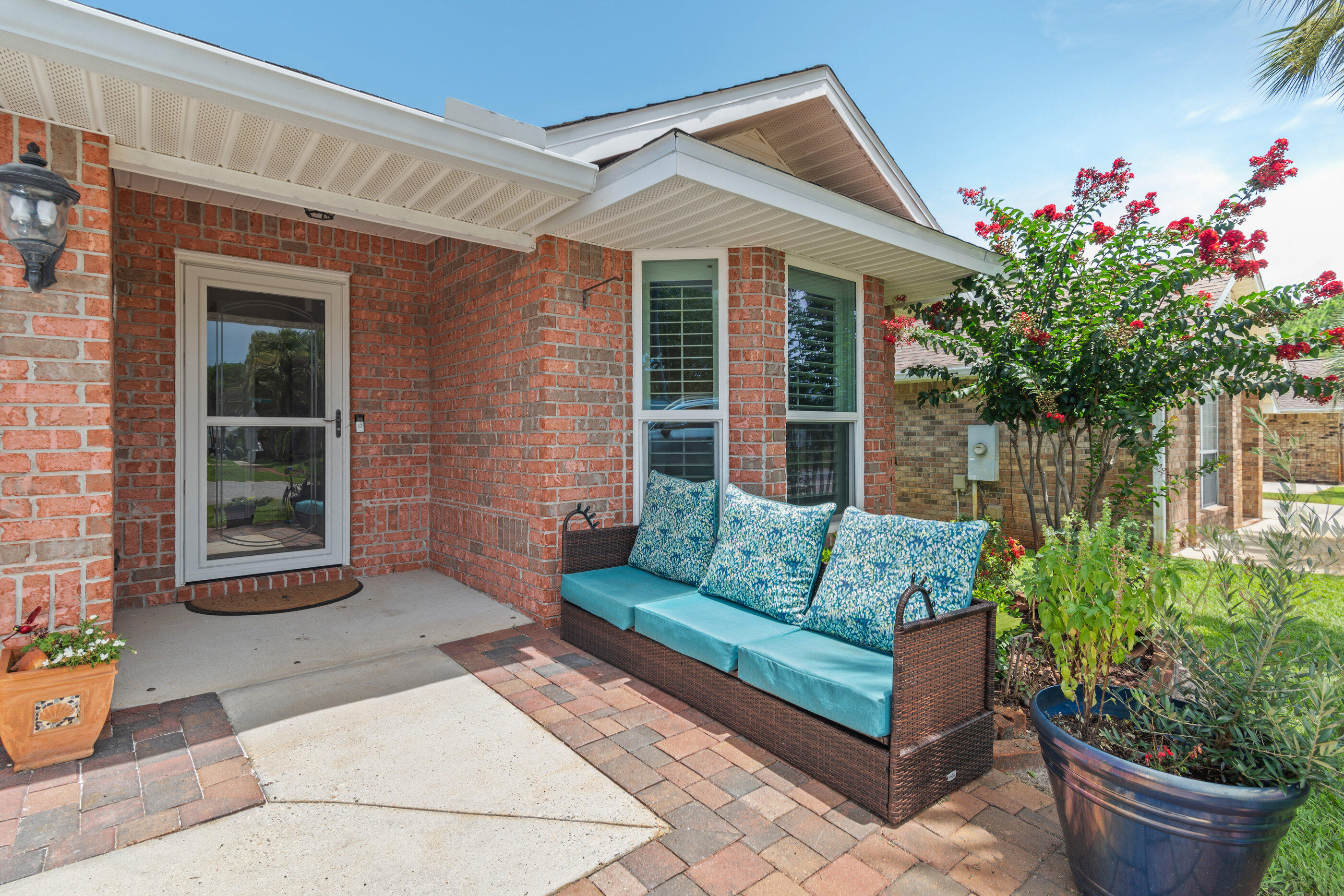 4661 Windstarr Drive