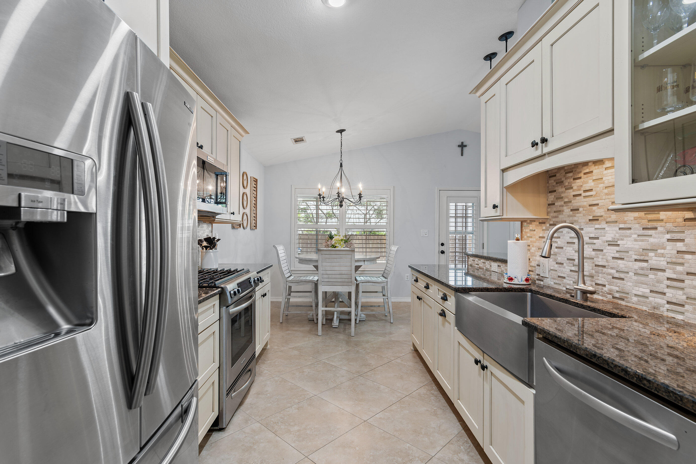 4661 Windstarr Drive