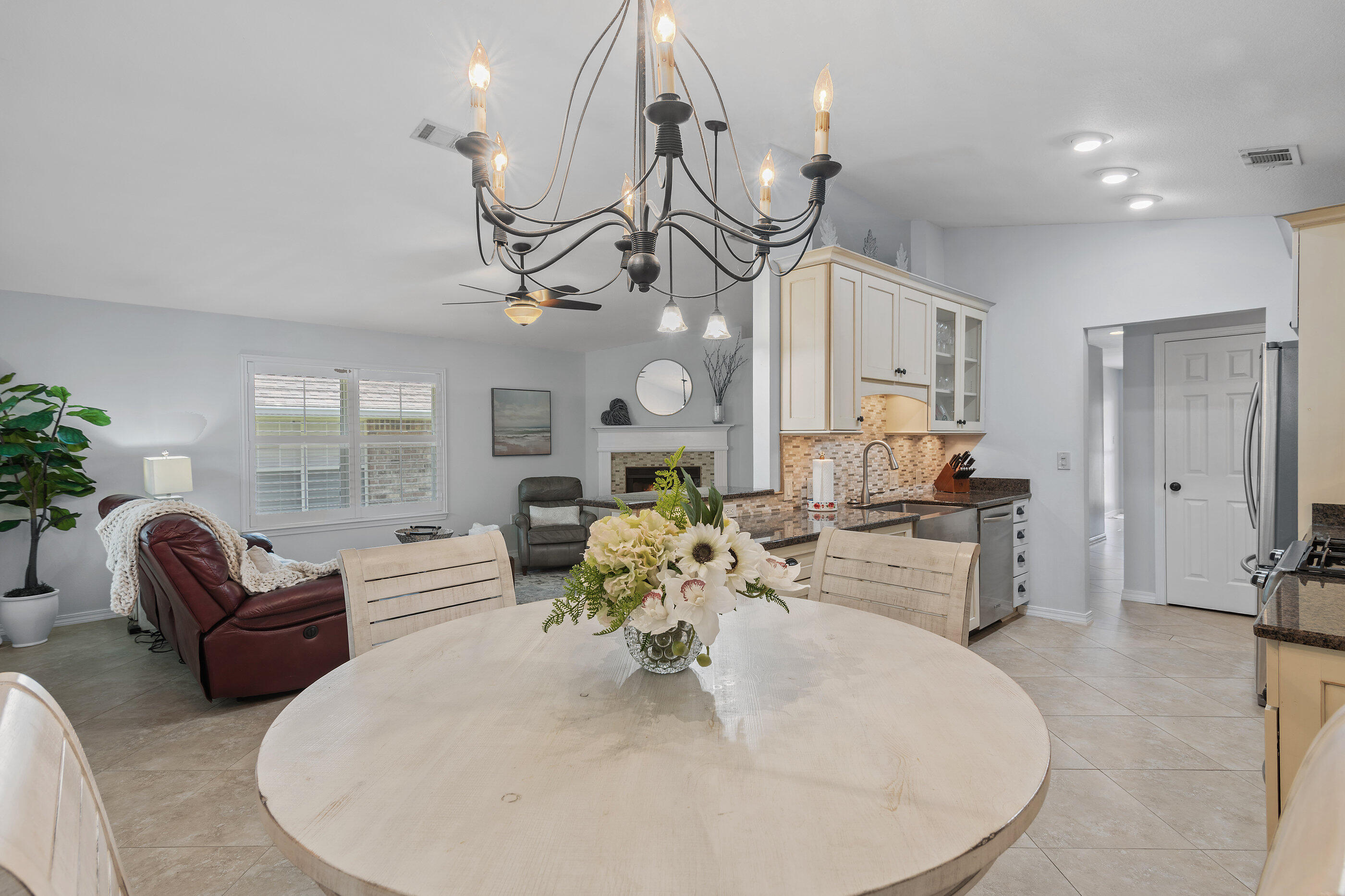 4661 Windstarr Drive