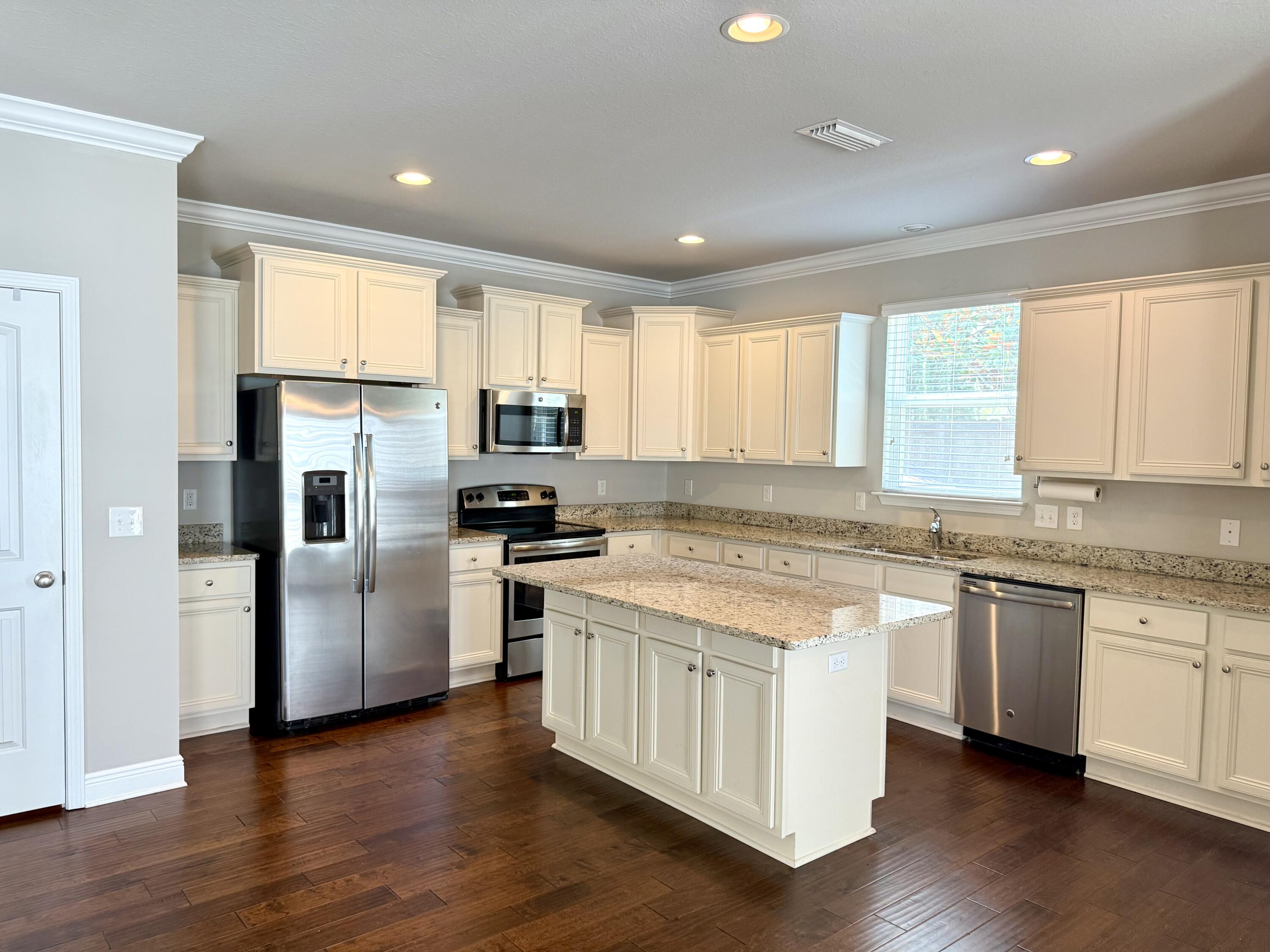 163 Mosaic Oaks Circle