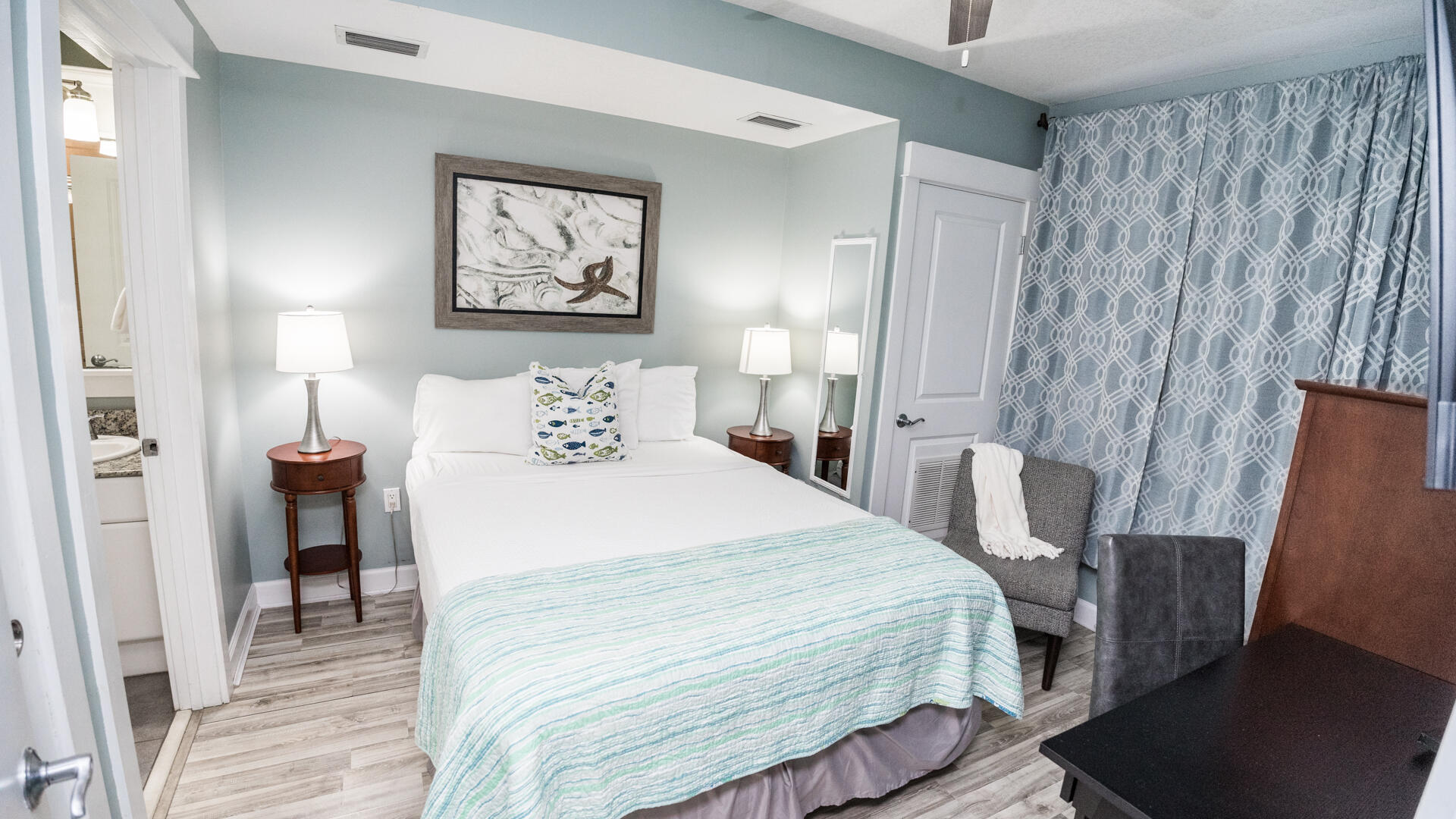 11800 Front Beach Road 2-703 Road 703