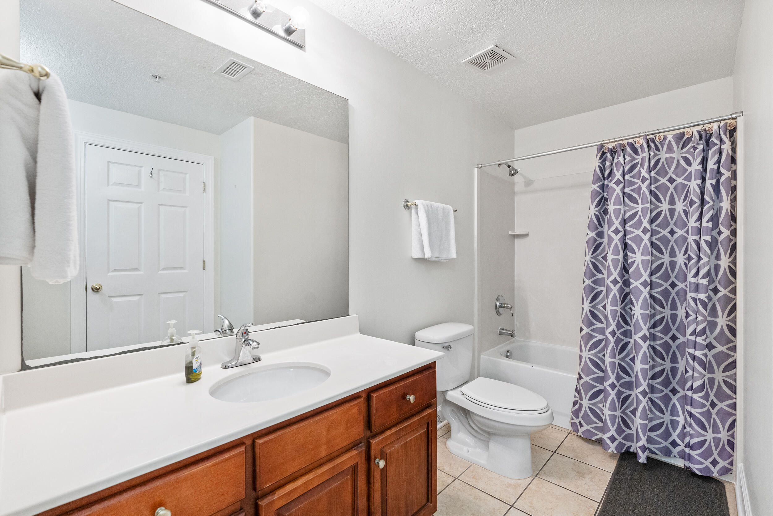 17643 Front Beach Road, 507