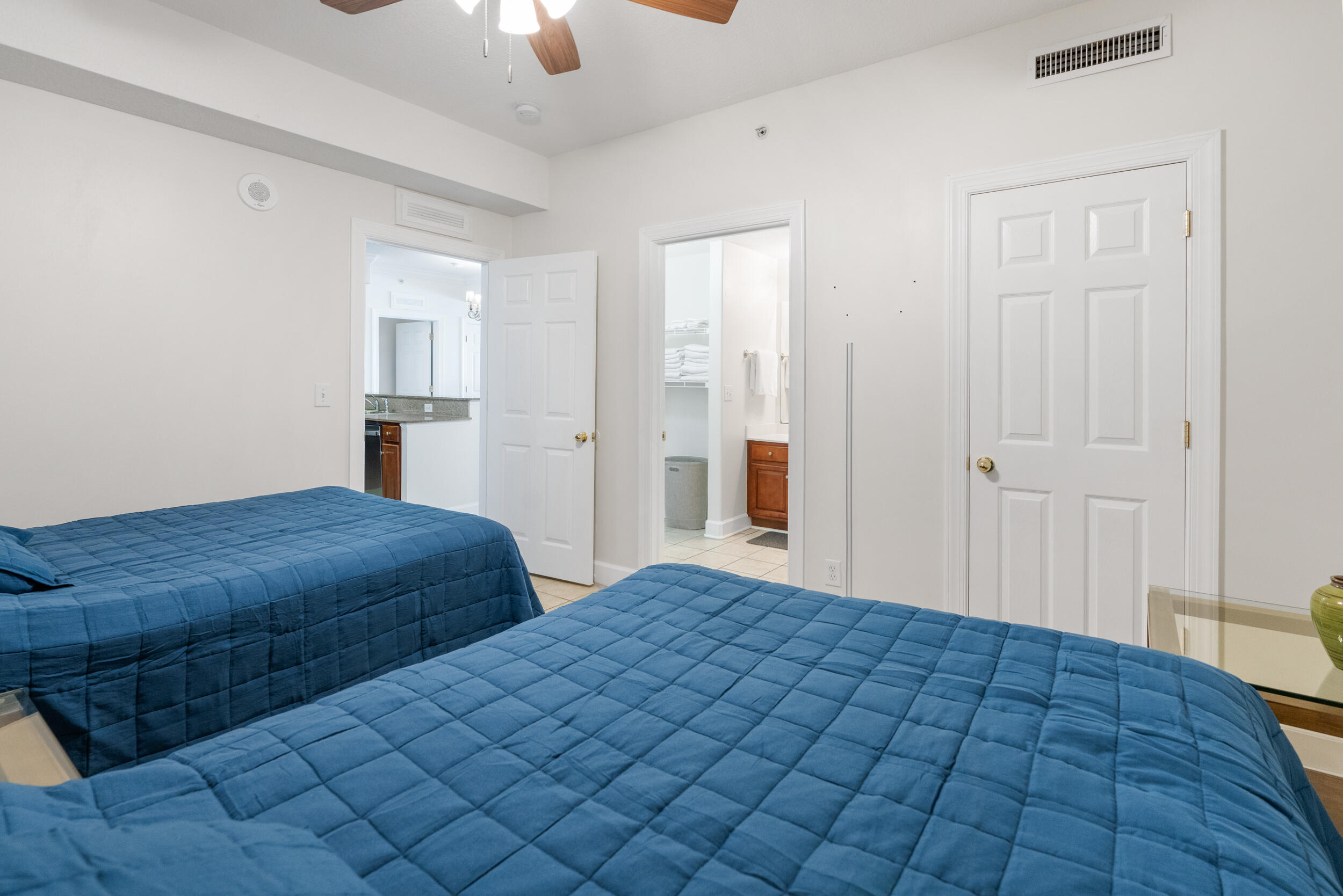 17643 Front Beach Road, 507