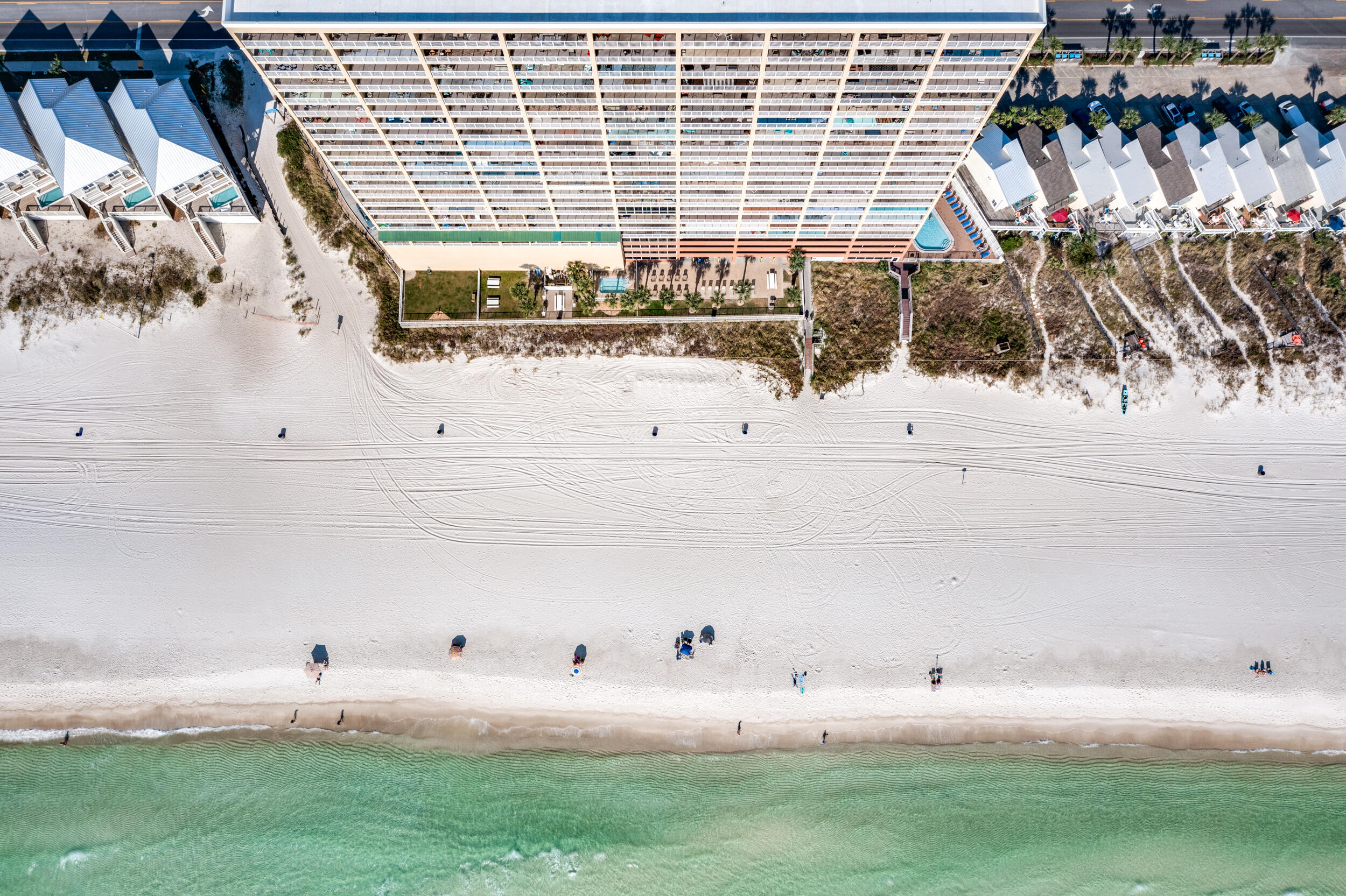 17643 Front Beach Road, 507