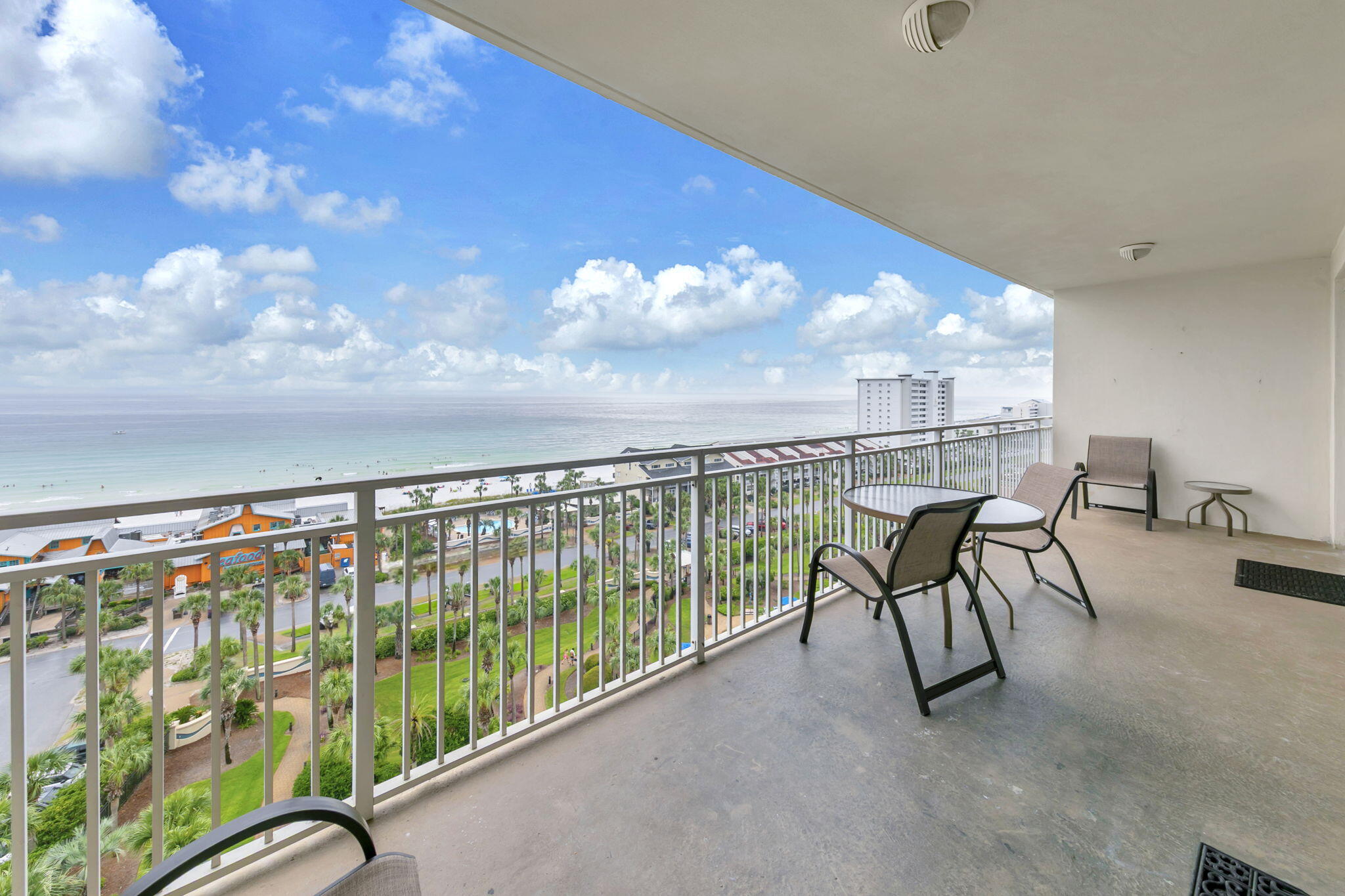 1751 E Scenic Hwy 98 1007