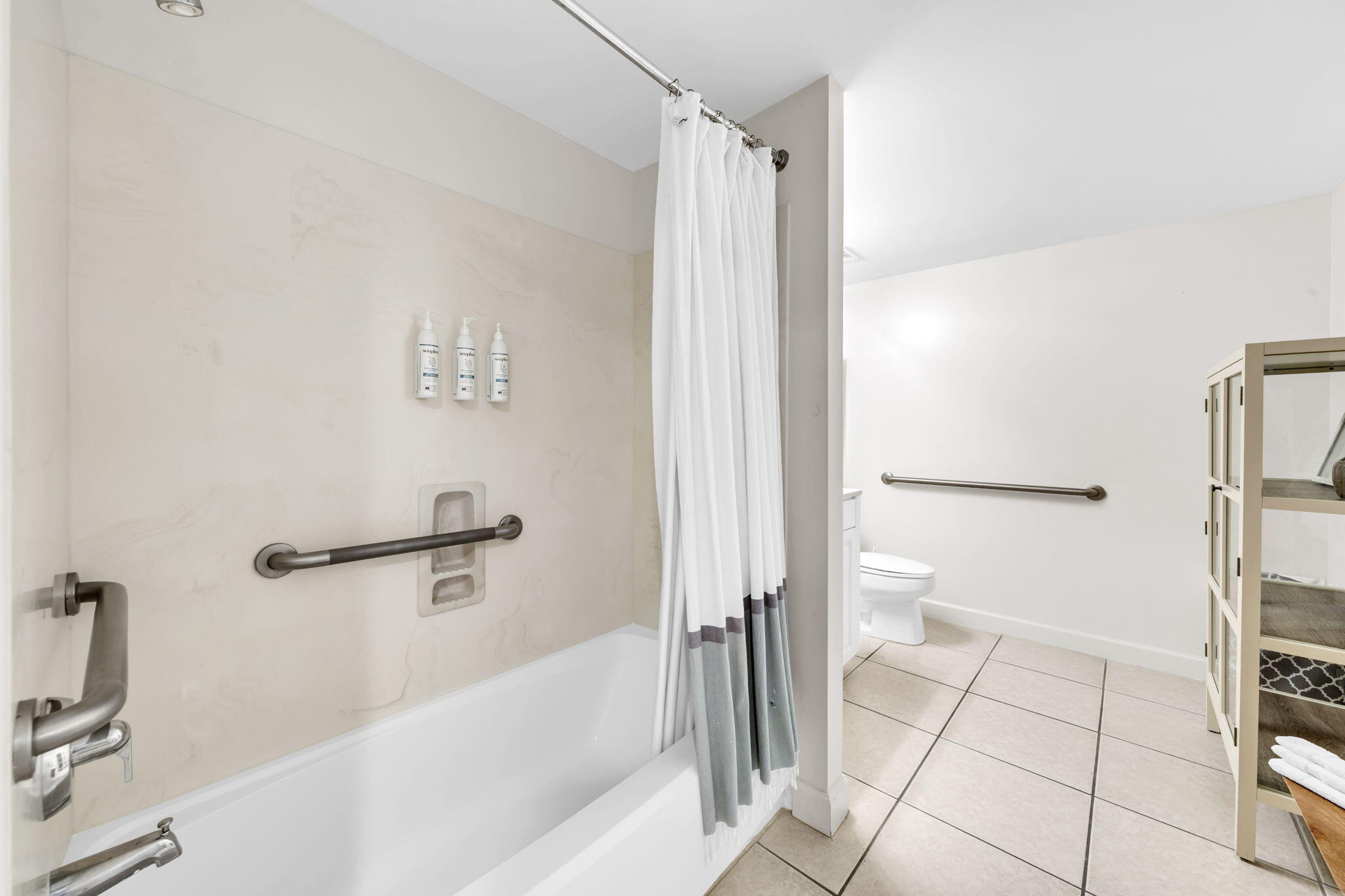 1751 E Scenic Hwy 98 1007