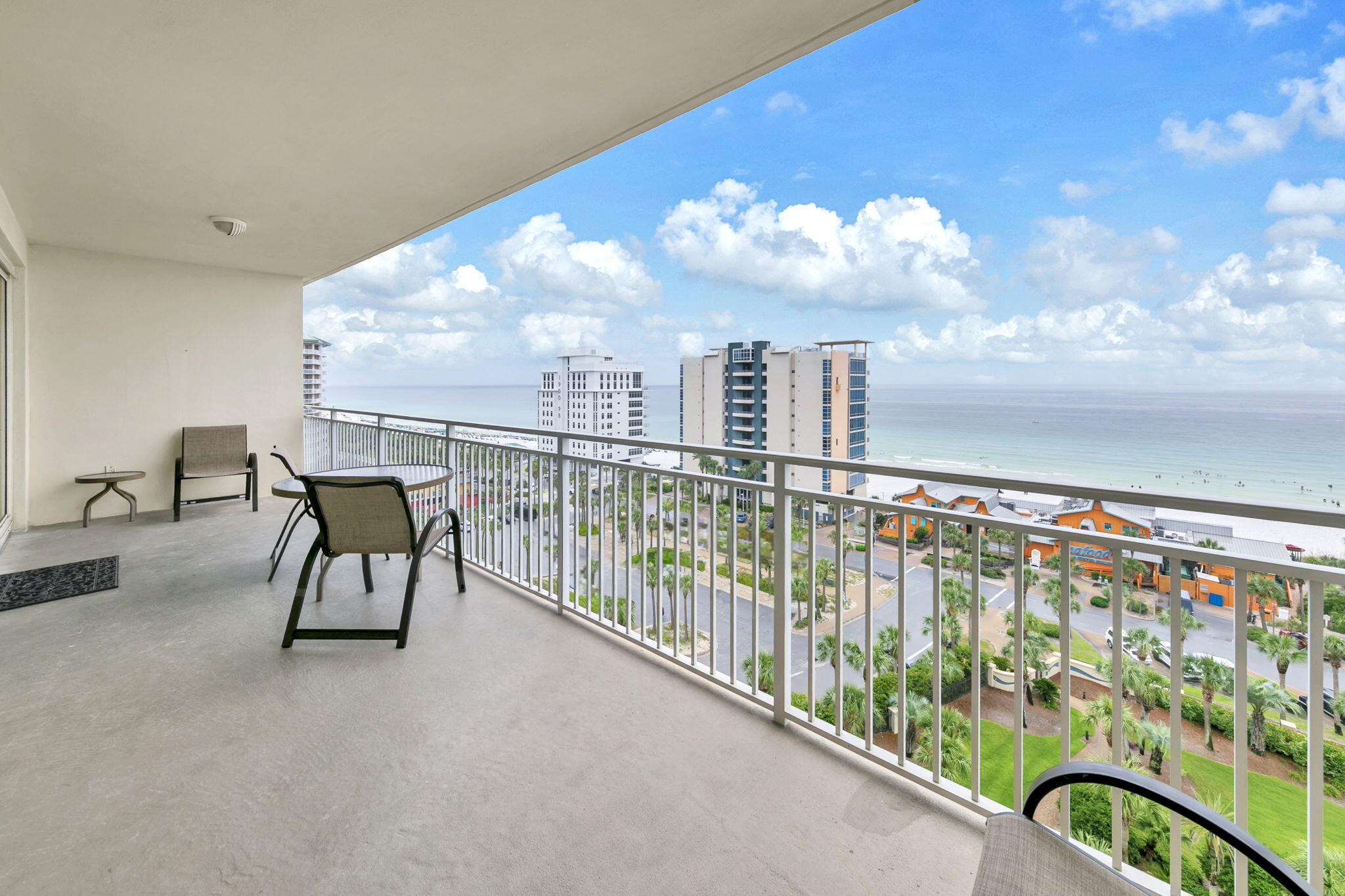 1751 E Scenic Hwy 98 1007