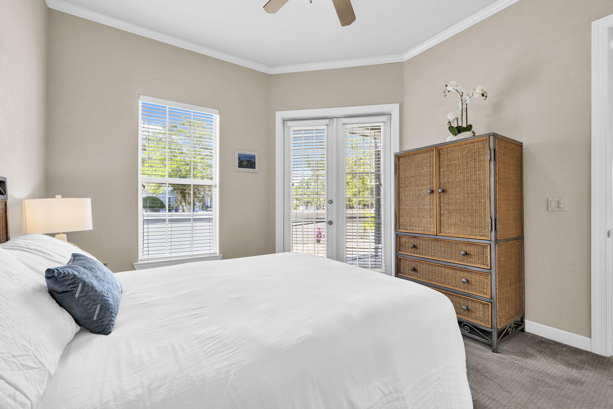 2326 Crystal Cv Place, 706