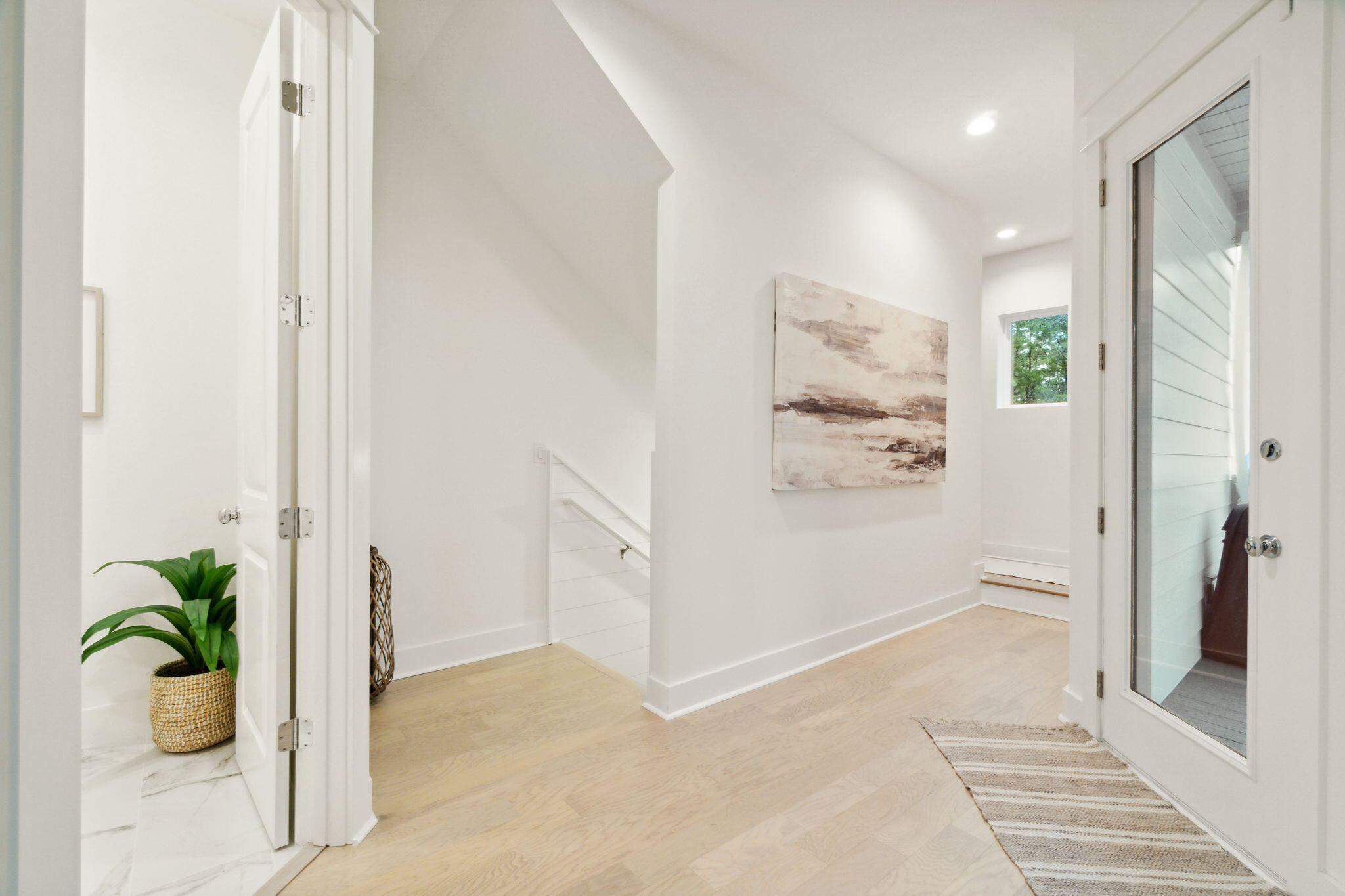 7 N Grande Pointe Drive