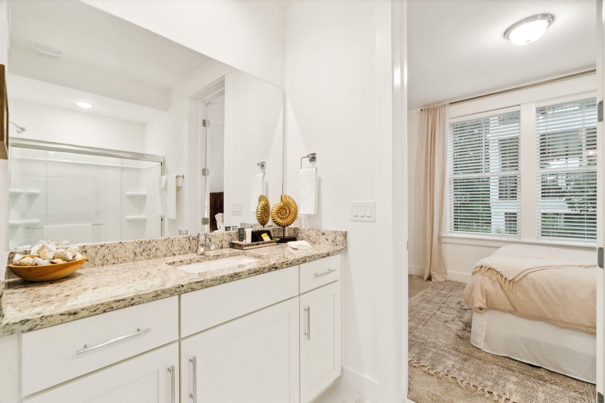 7 N Grande Pointe Drive