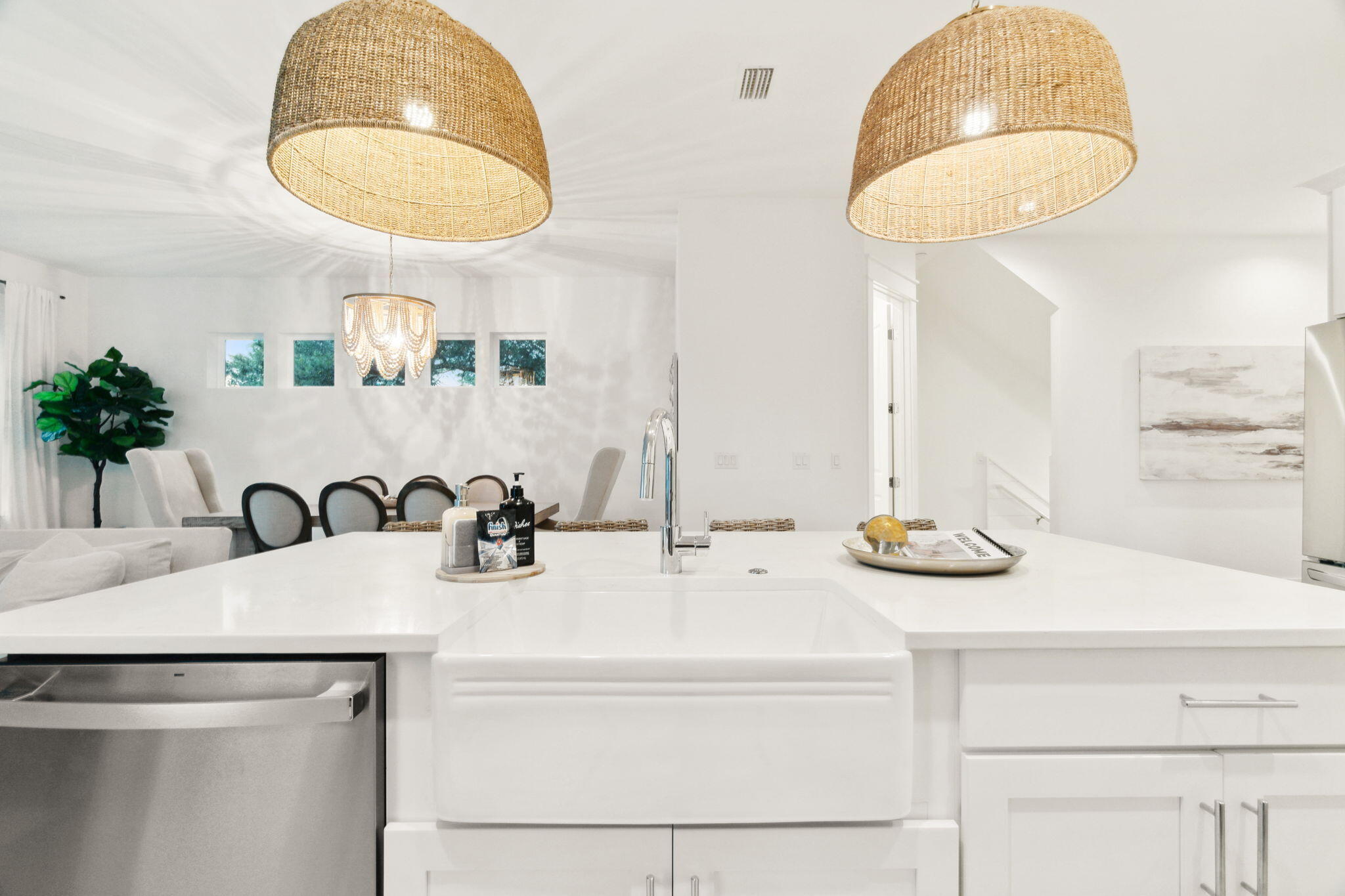 7 N Grande Pointe Drive