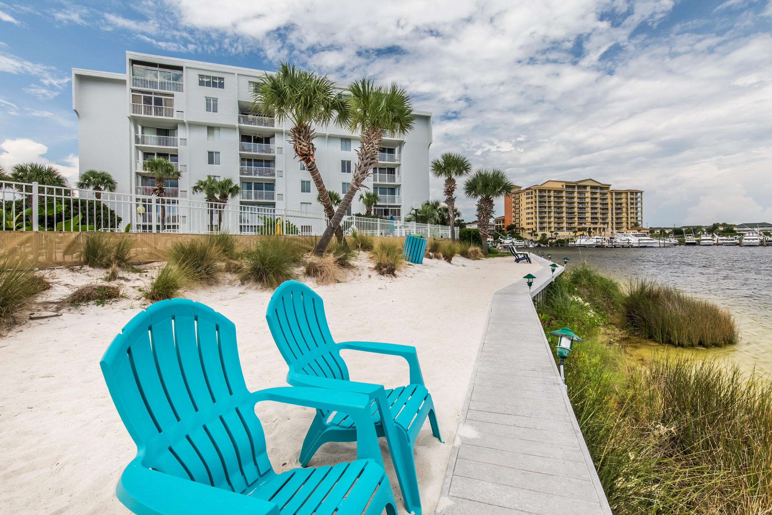 30 Moreno Point Road, 702A