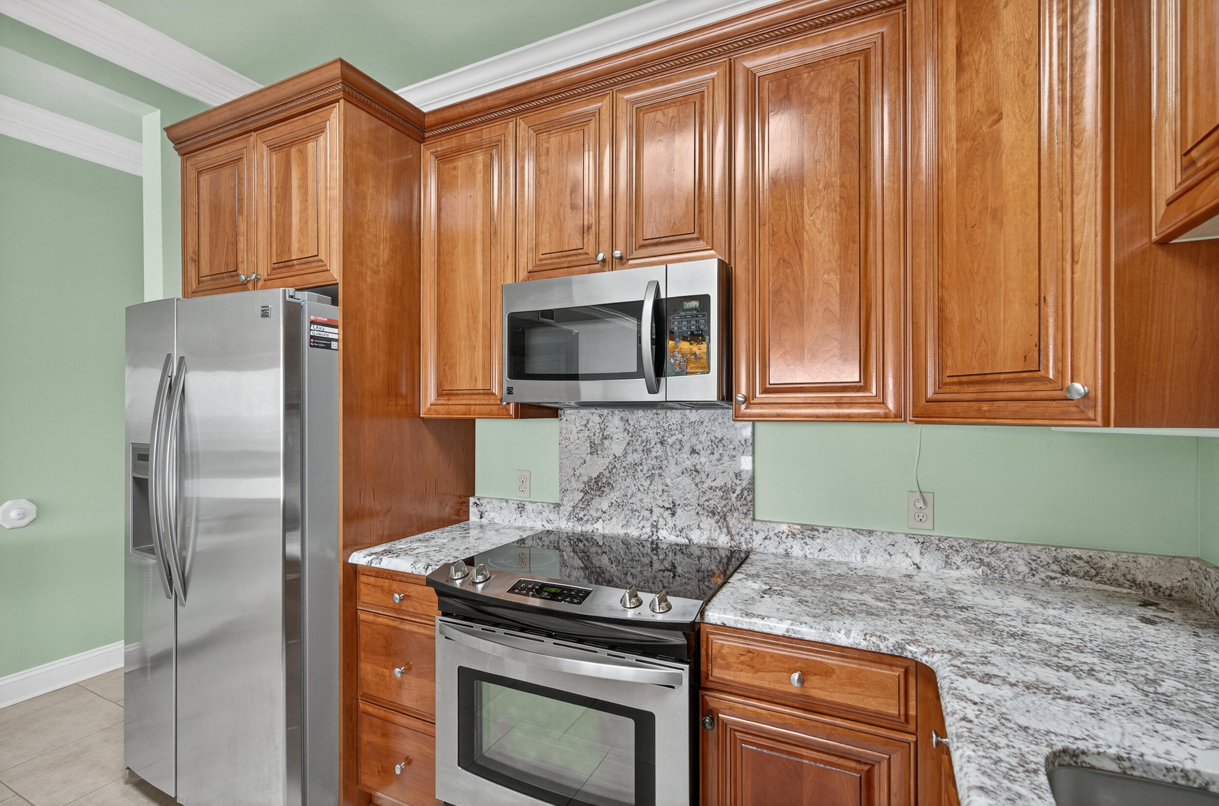 30 Moreno Point Road, 702A