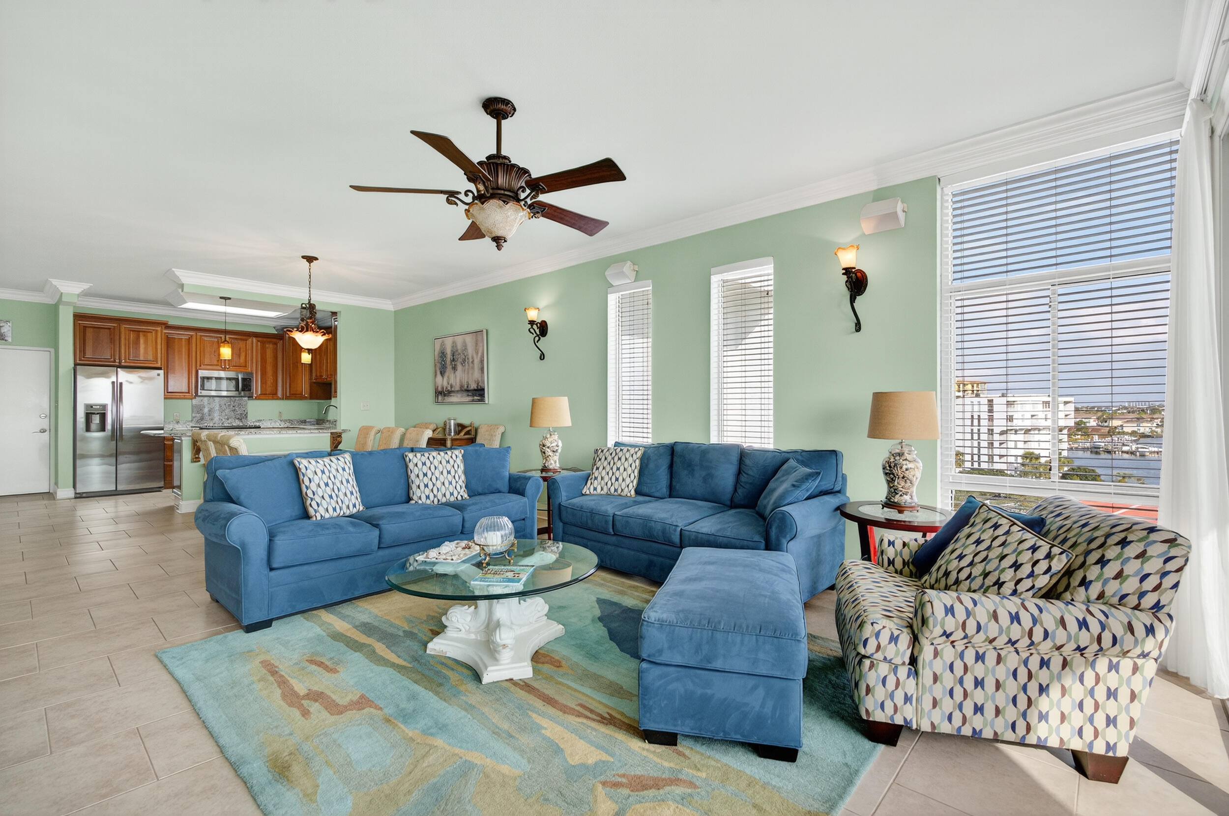 30 Moreno Point Road, 702A