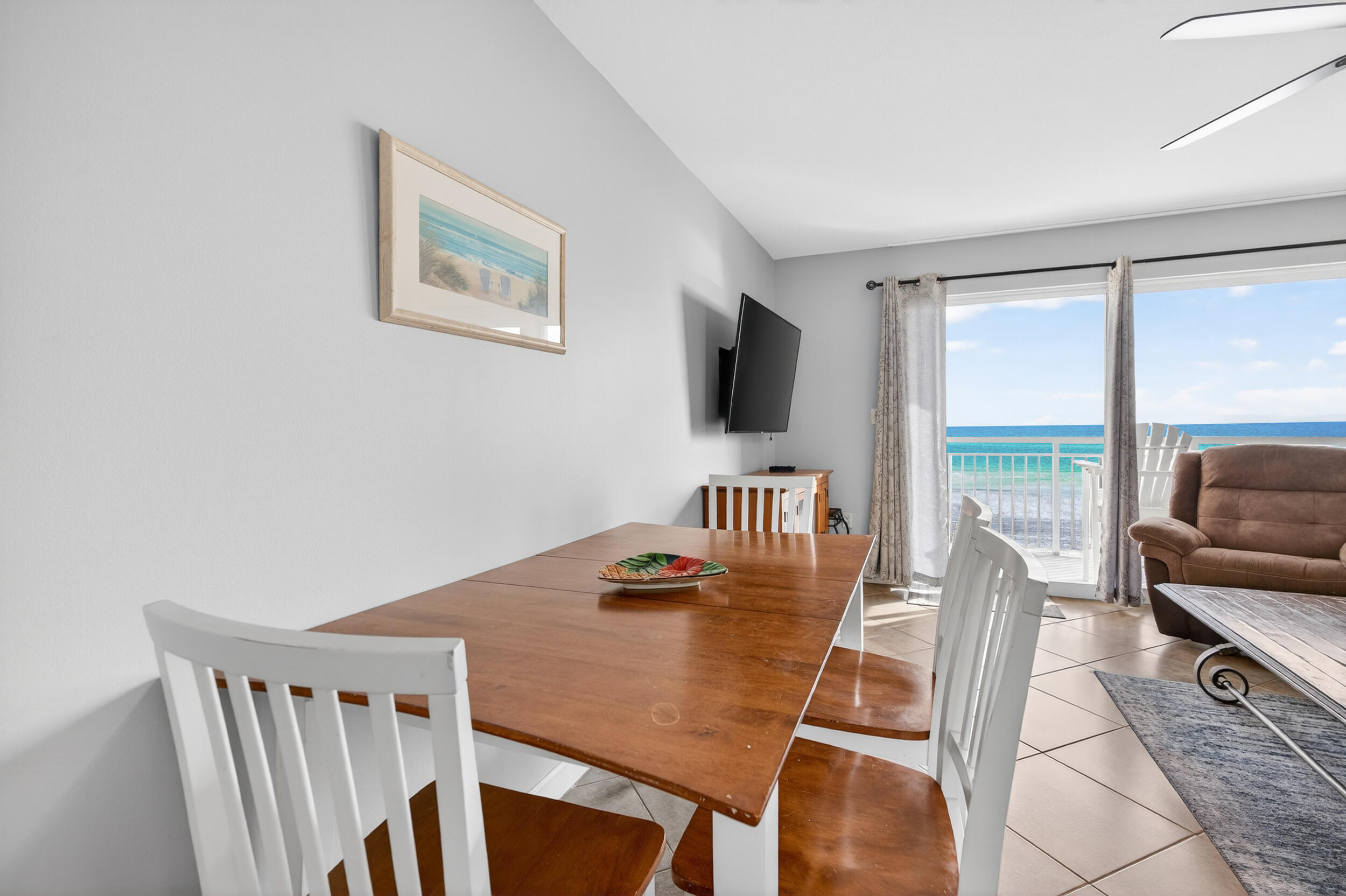 866 Santa Rosa Boulevard 317