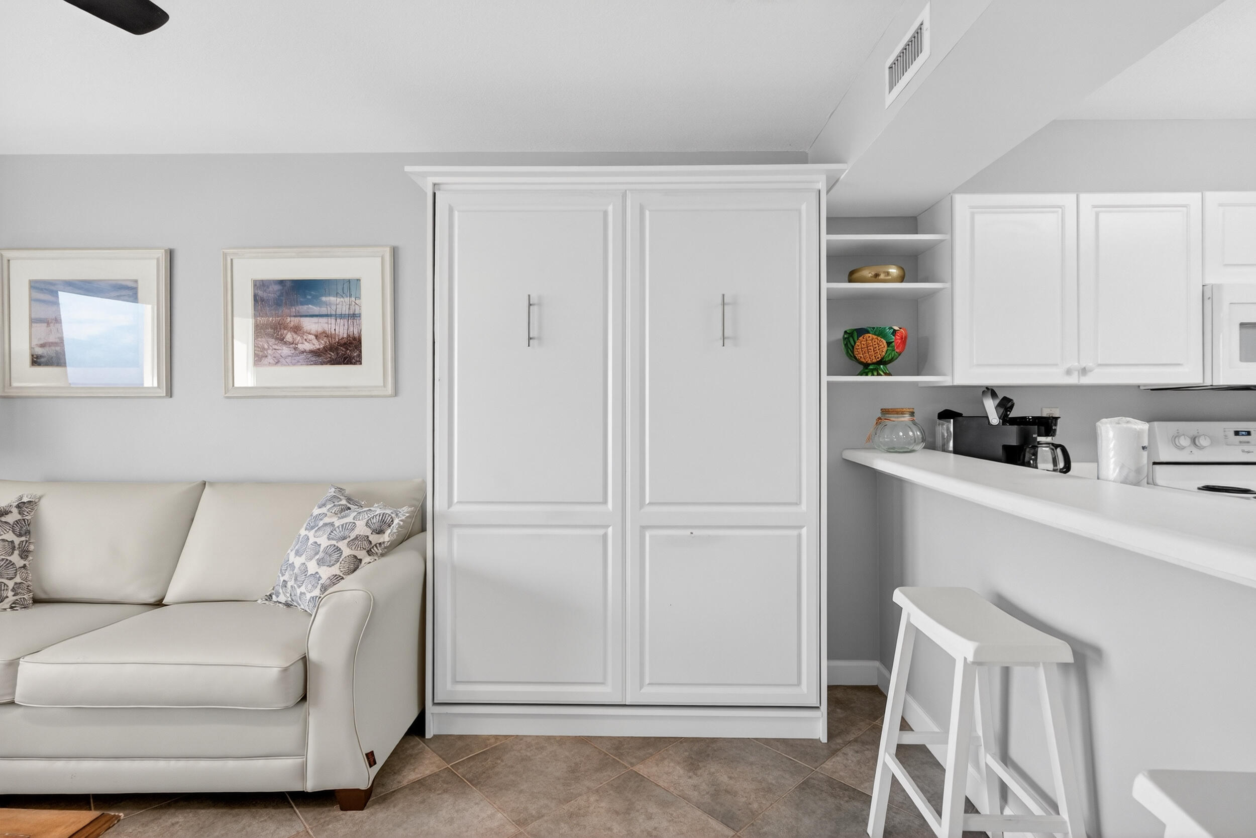 866 Santa Rosa Boulevard 317