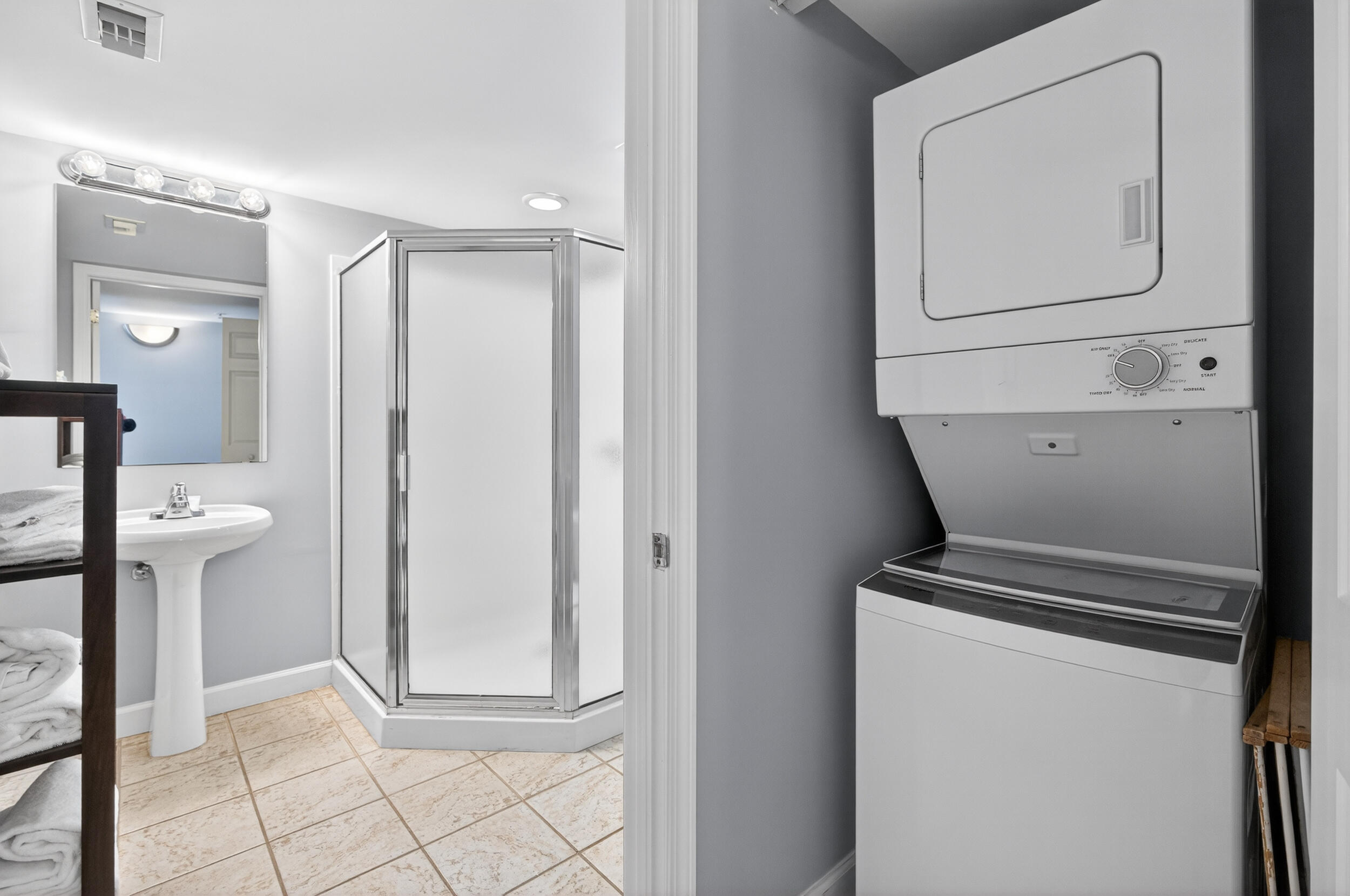 866 Santa Rosa Boulevard 317