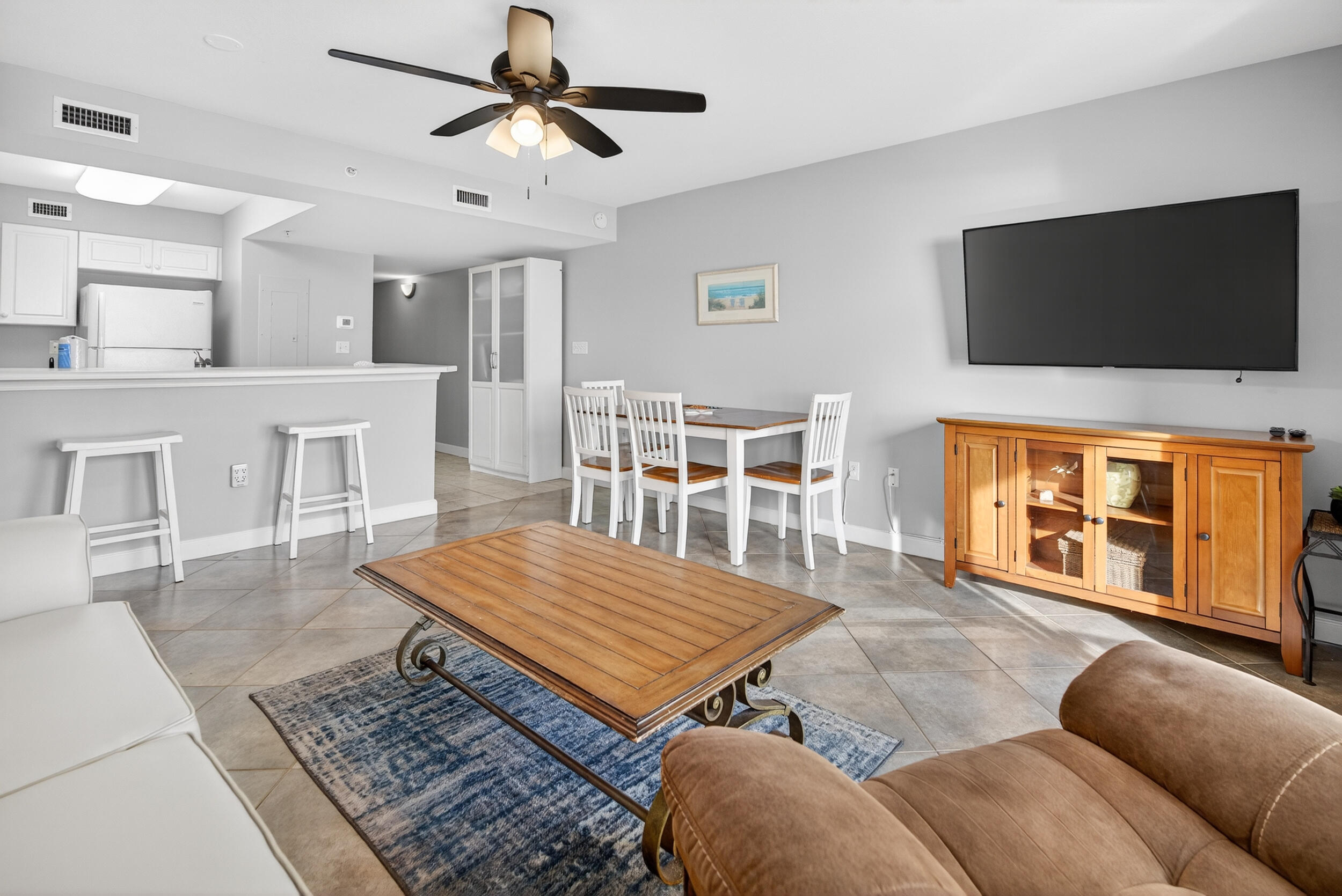 866 Santa Rosa Boulevard 317