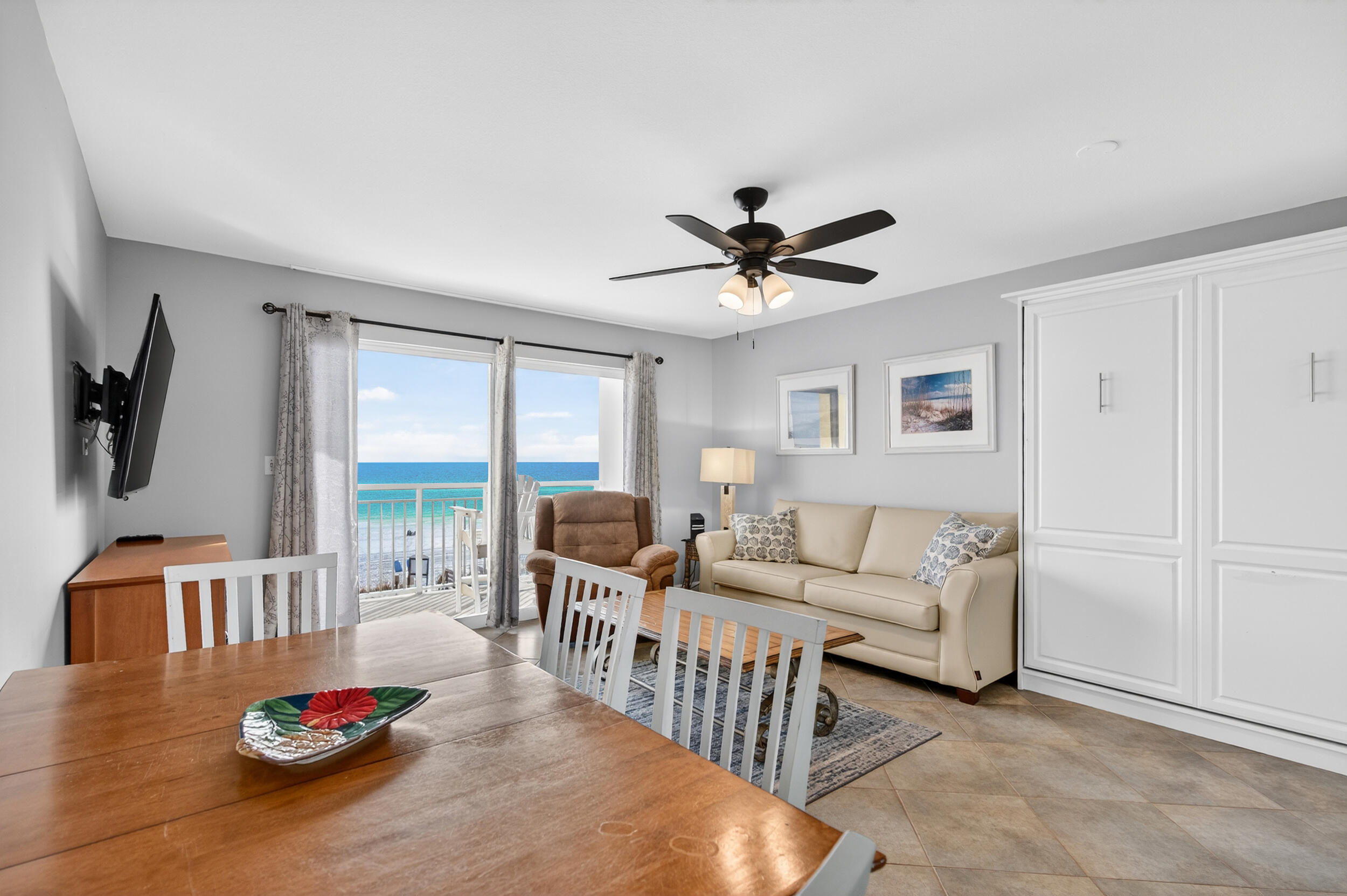 866 Santa Rosa Boulevard 317