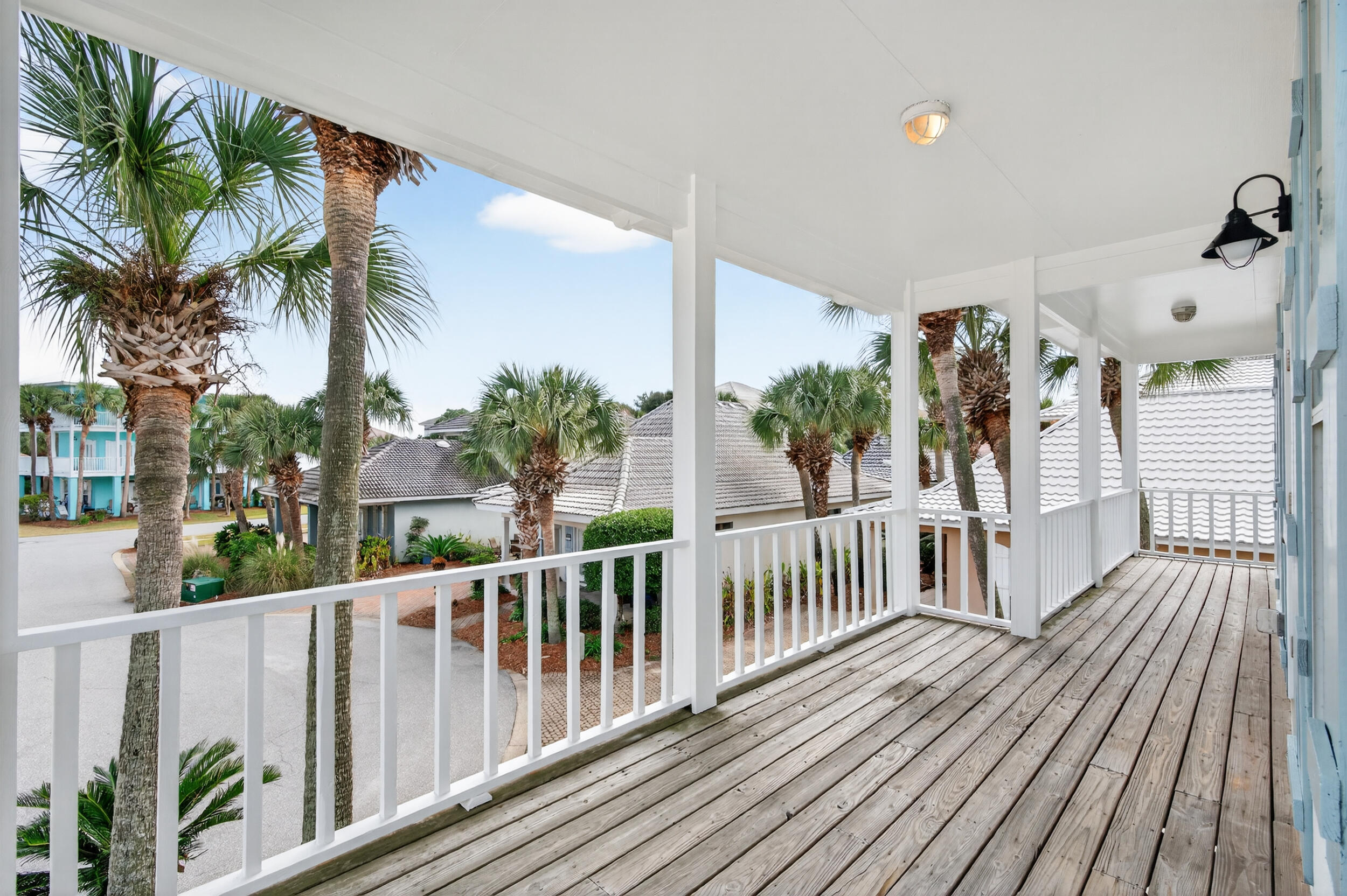 21 Jade Cove