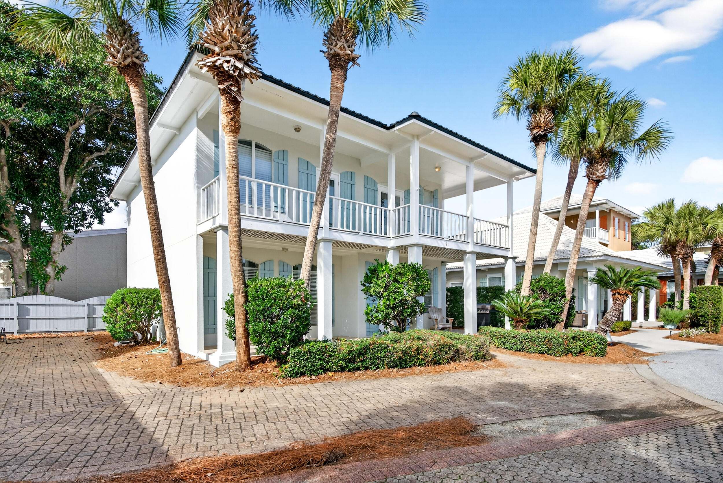 21 Jade Cove