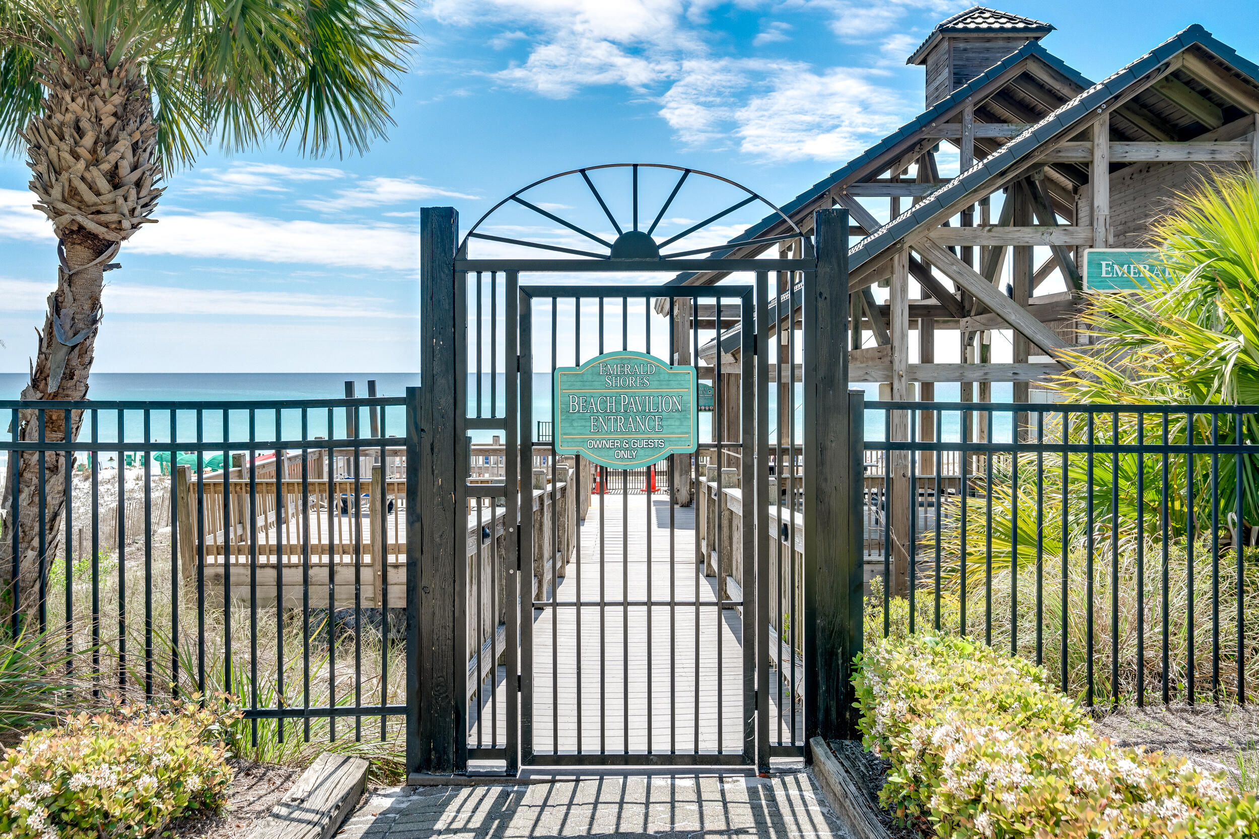 21 Jade Cove
