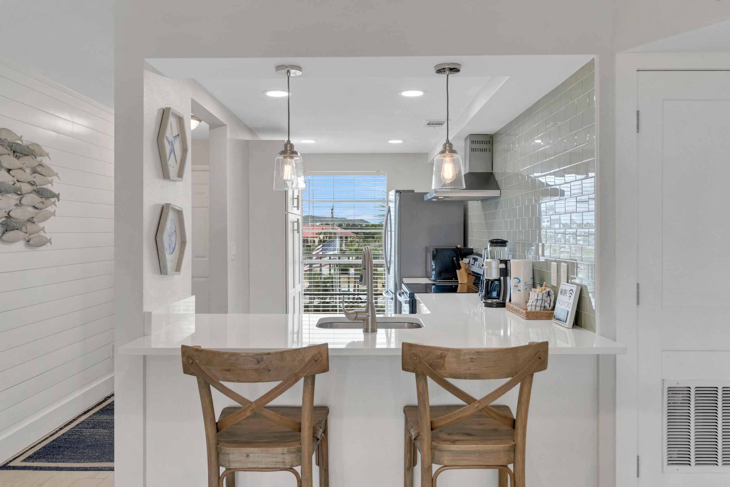 1030 Highway 98 Highway PHB