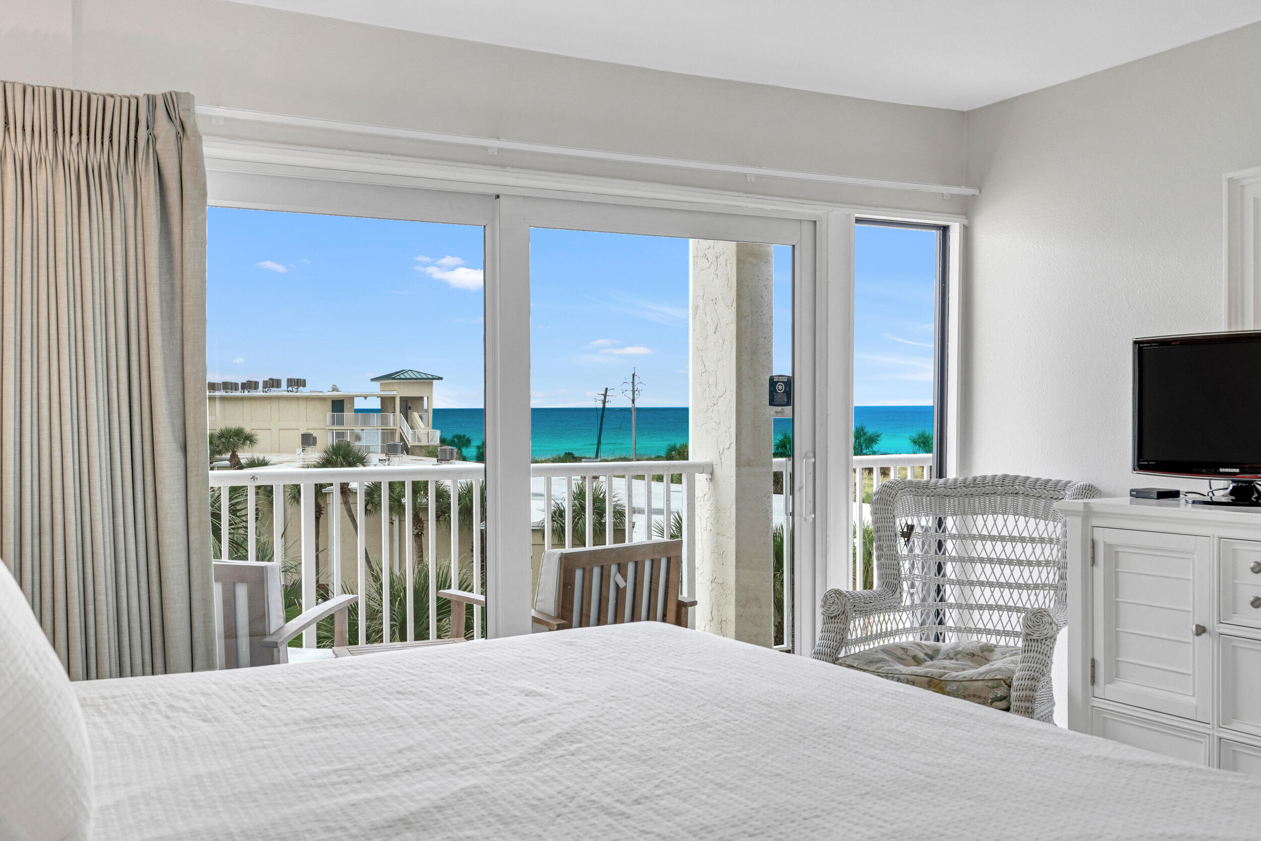 1030 Highway 98 Highway PHB