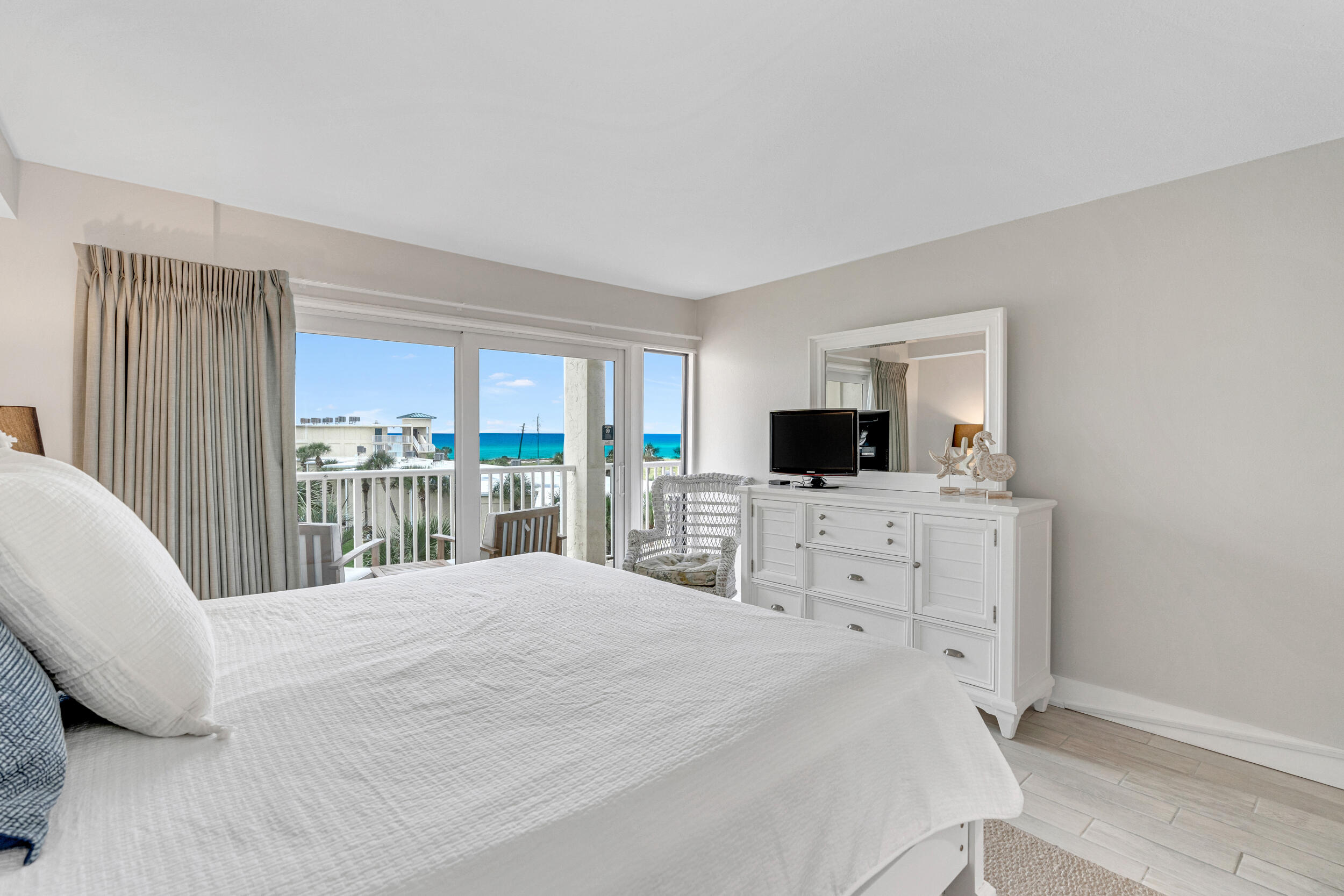 1030 Highway 98 Highway PHB