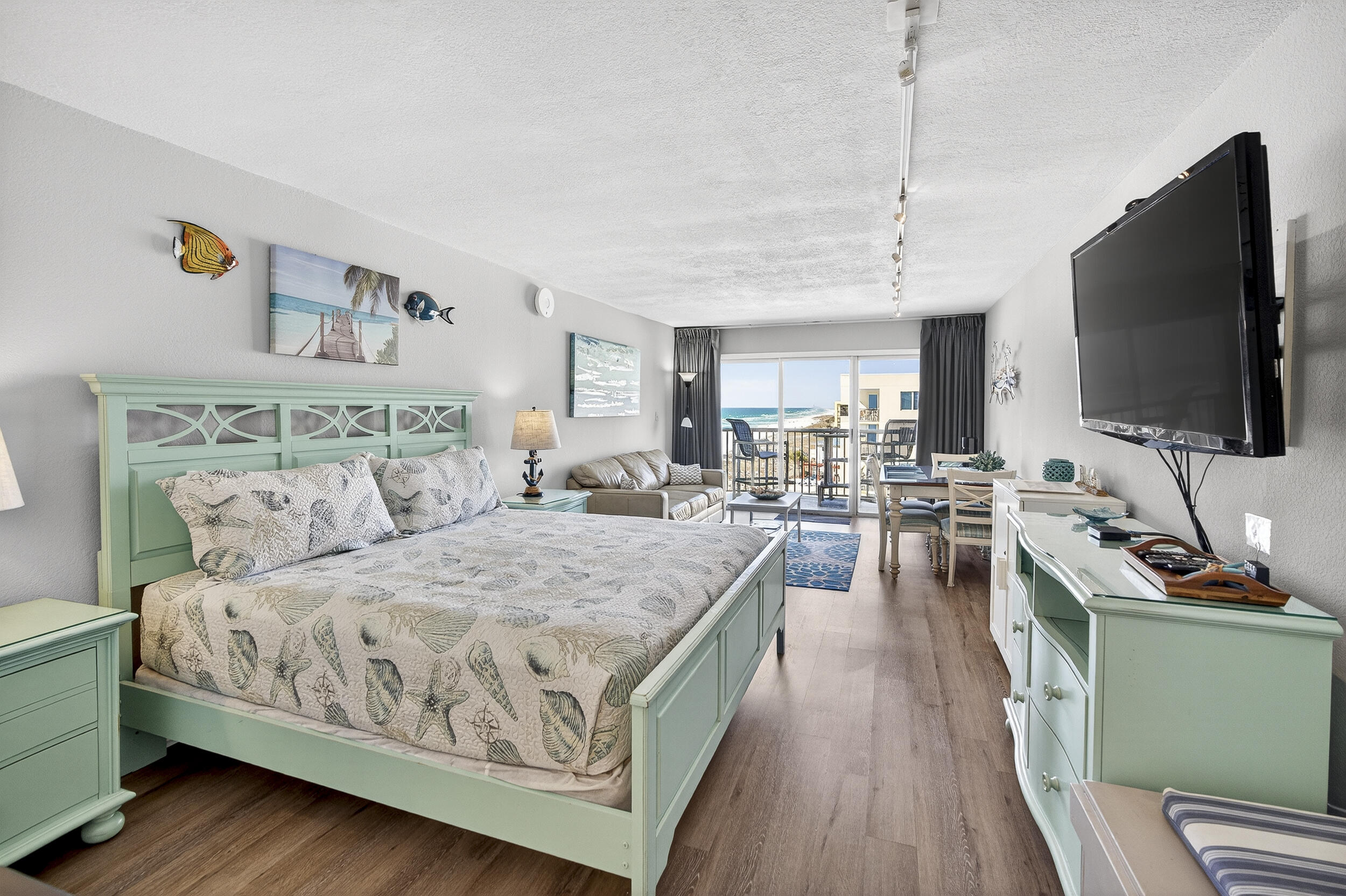 790 Santa Rosa Blvd Boulevard 705