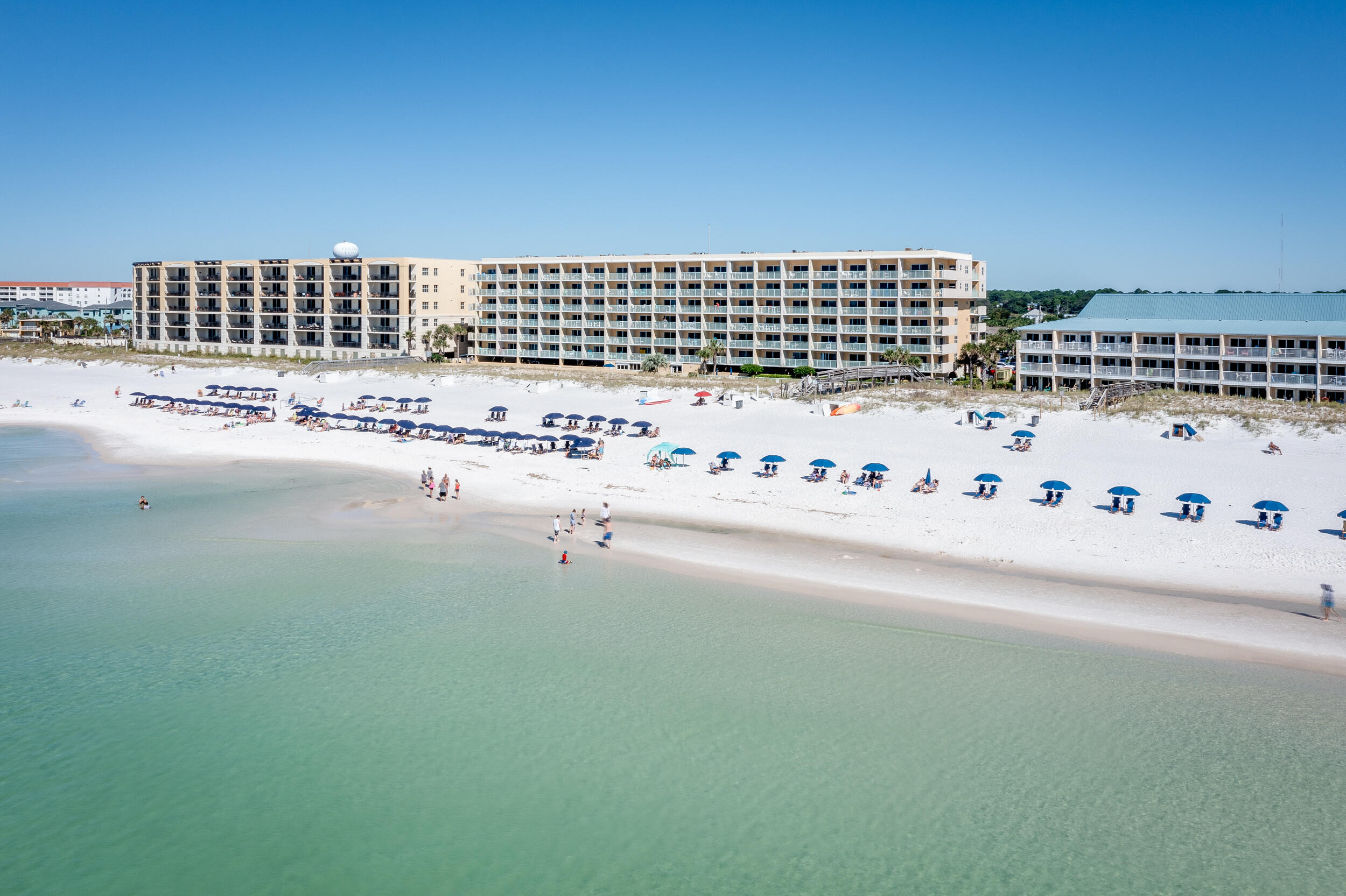 866 Santa Rosa Boulevard 305