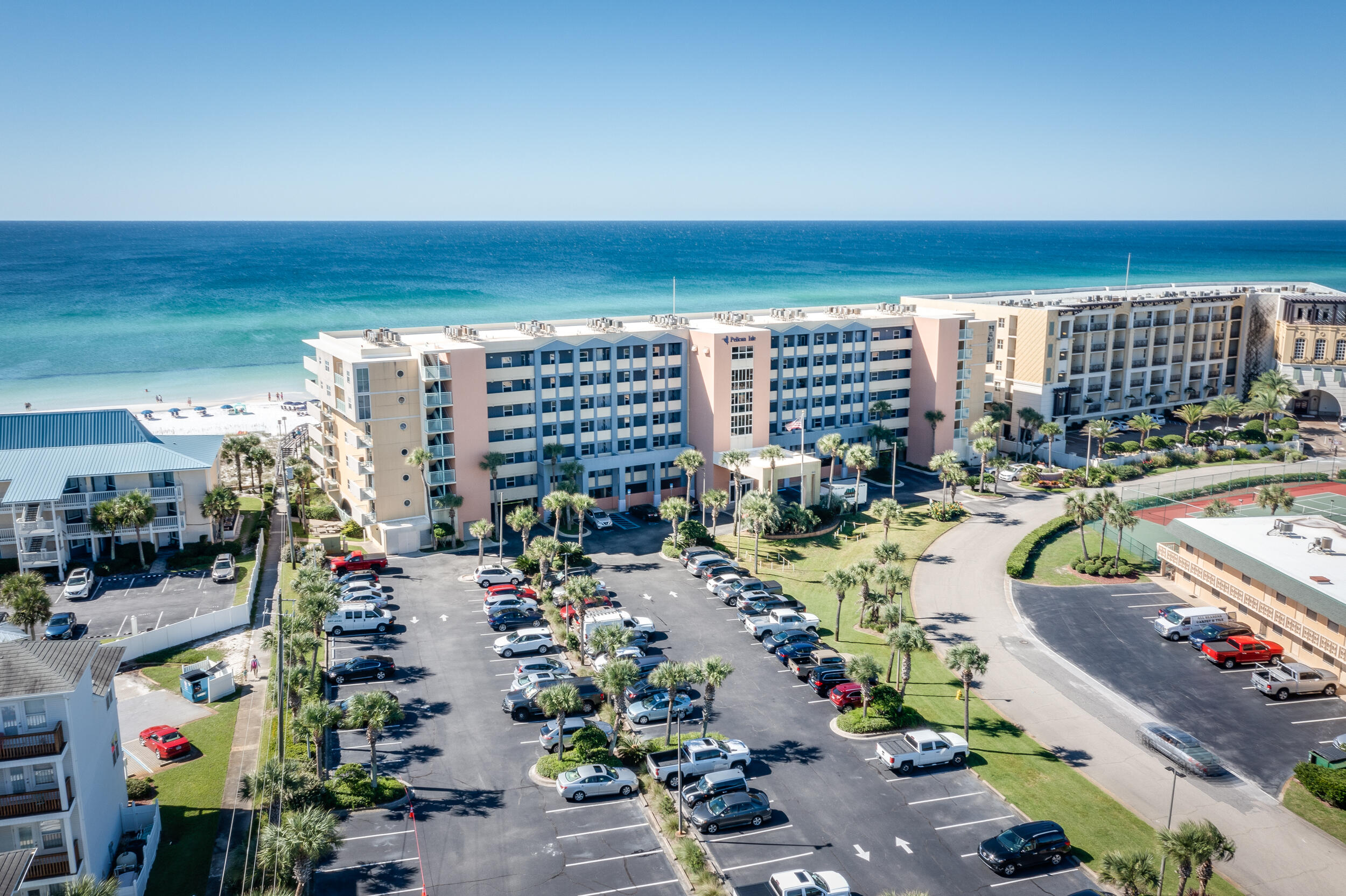 866 Santa Rosa Boulevard 305