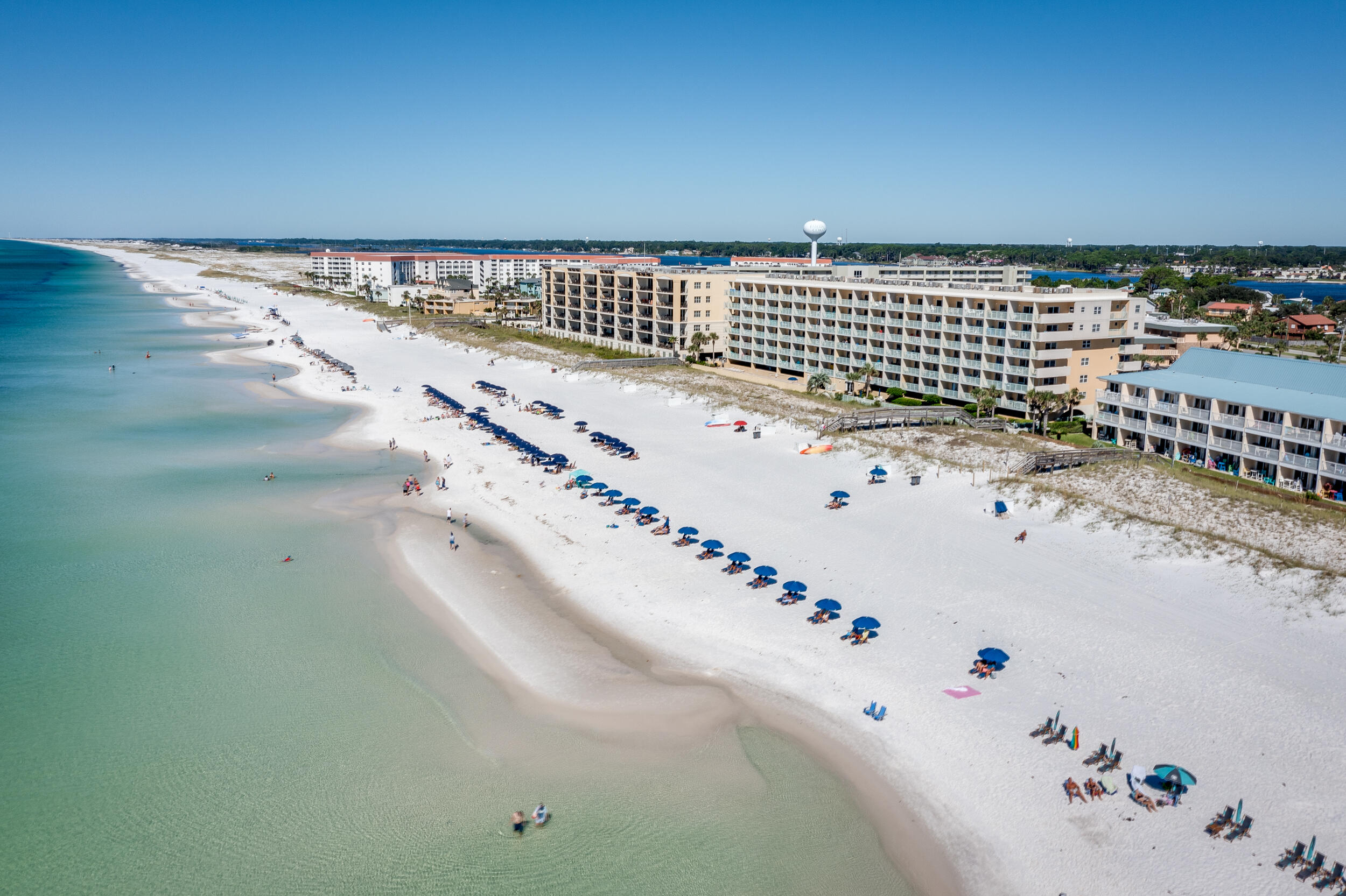 866 Santa Rosa Boulevard 305