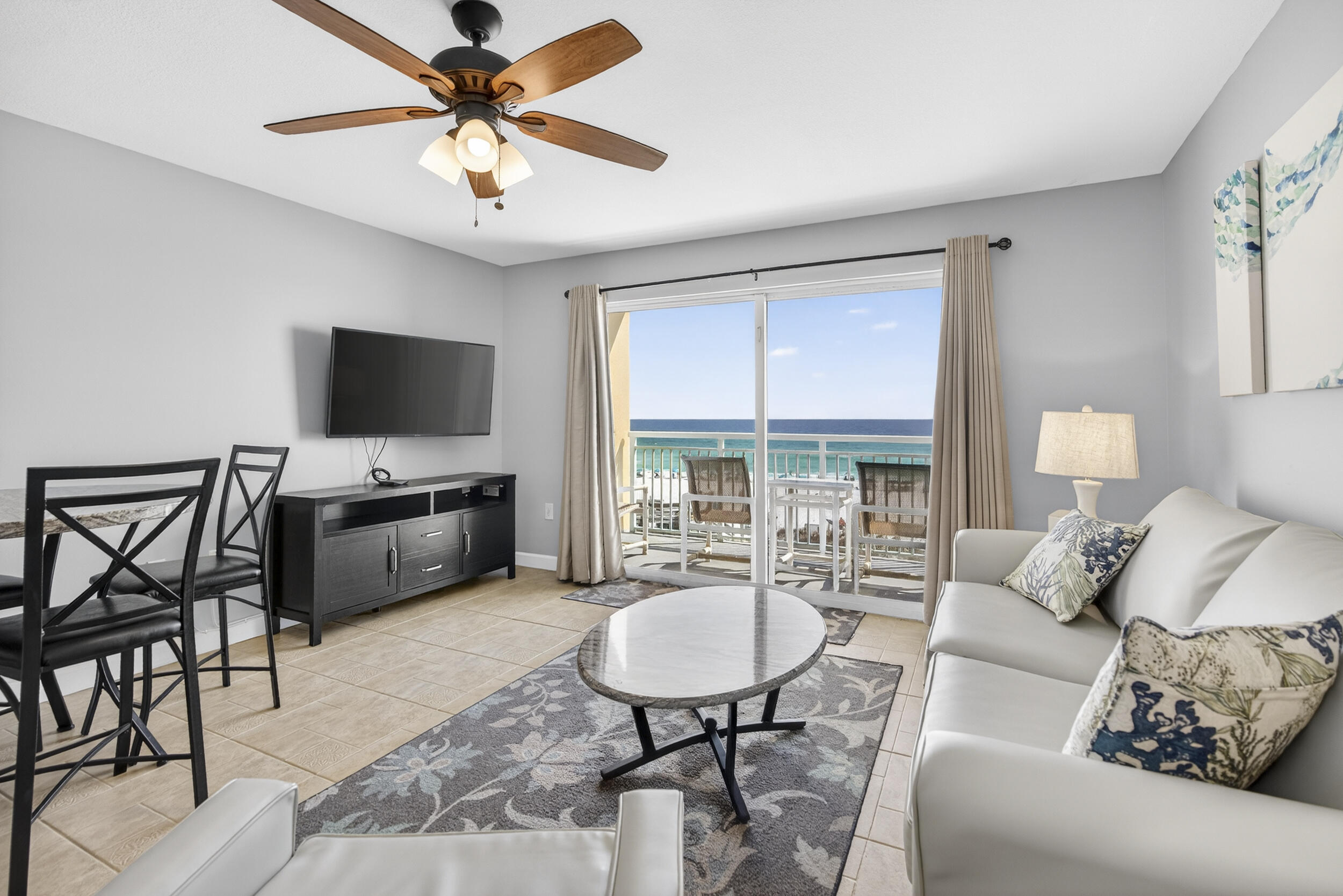 866 Santa Rosa Boulevard 305
